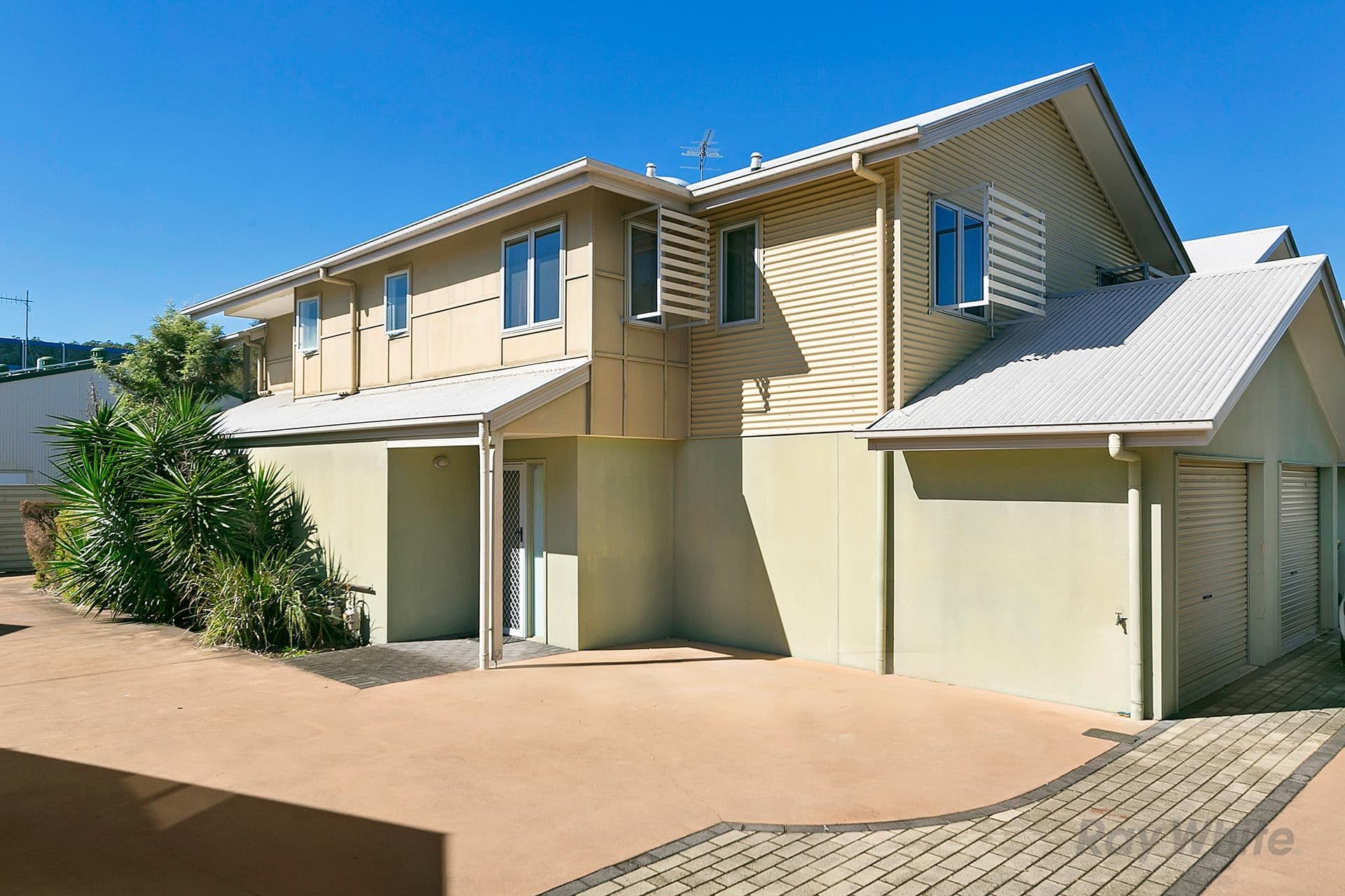 17 Fairlawn Street, Nathan QLD 4111, Nathan - Image 1