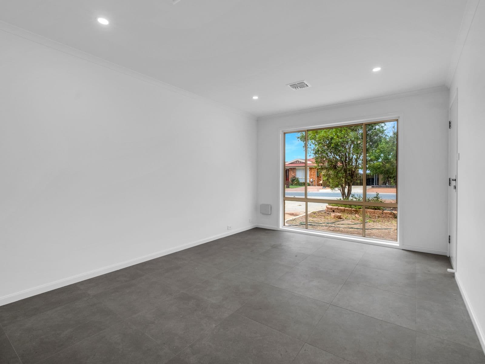 9 Mawalan Street, Ngunnawal ACT 2913, Ngunnawal - Thumbnail 4