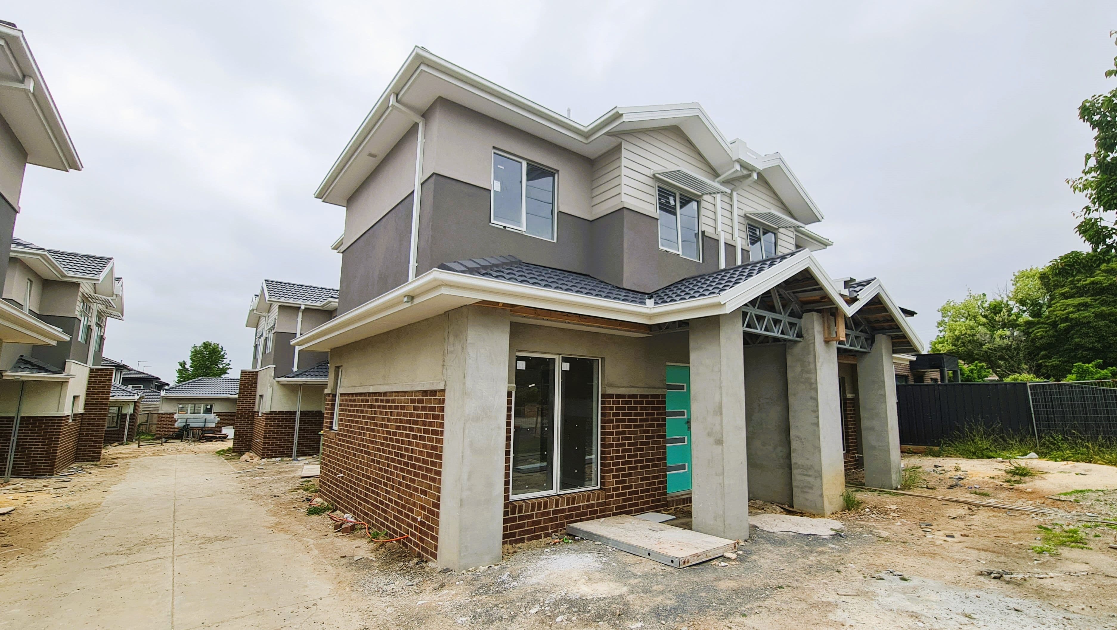 8-10 Thackeray Road, Reservoir VIC 3073, Reservoir - Thumbnail 3