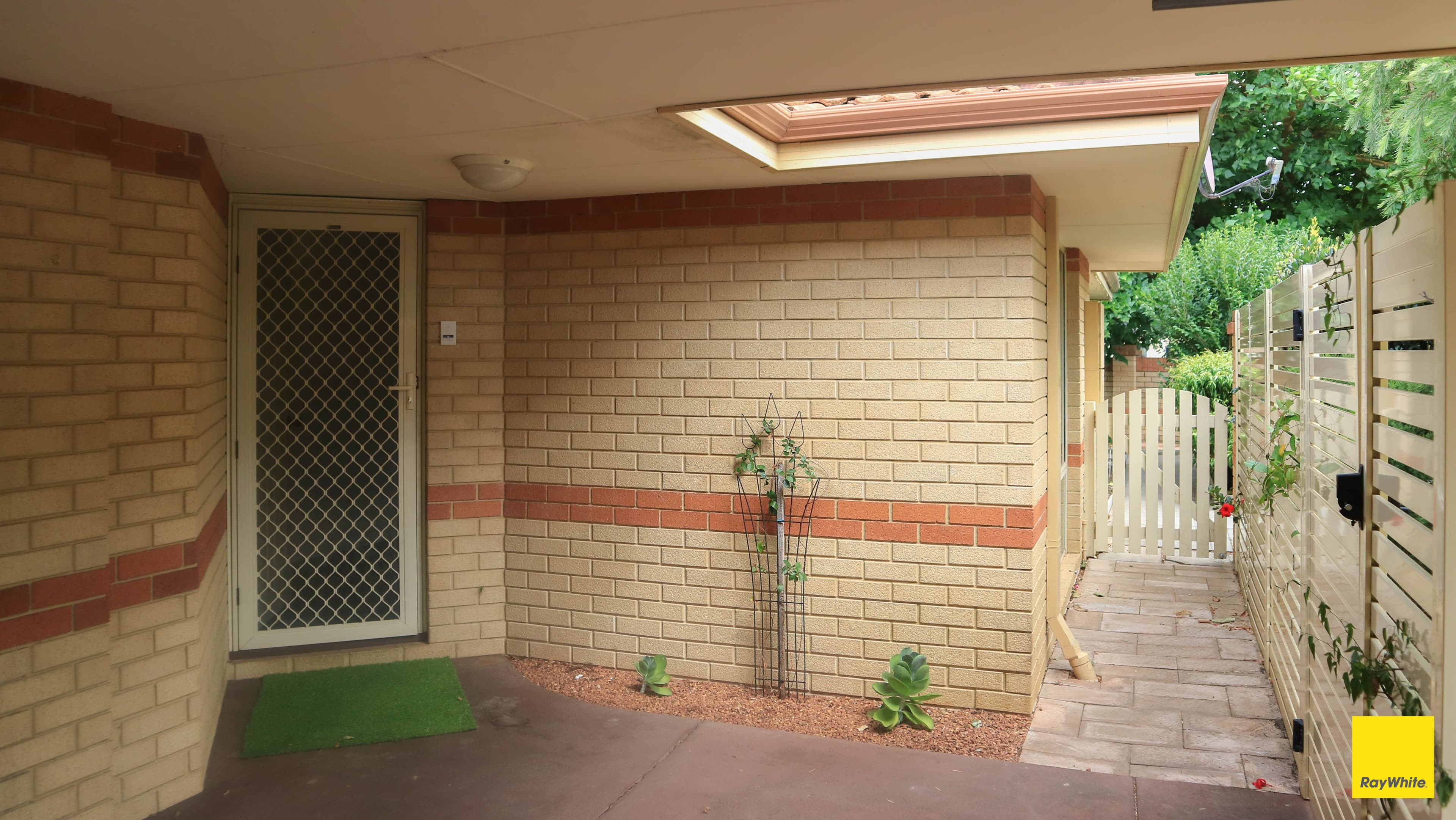 95 Kenwick Road, Kenwick WA 6107, Kenwick - Thumbnail 2