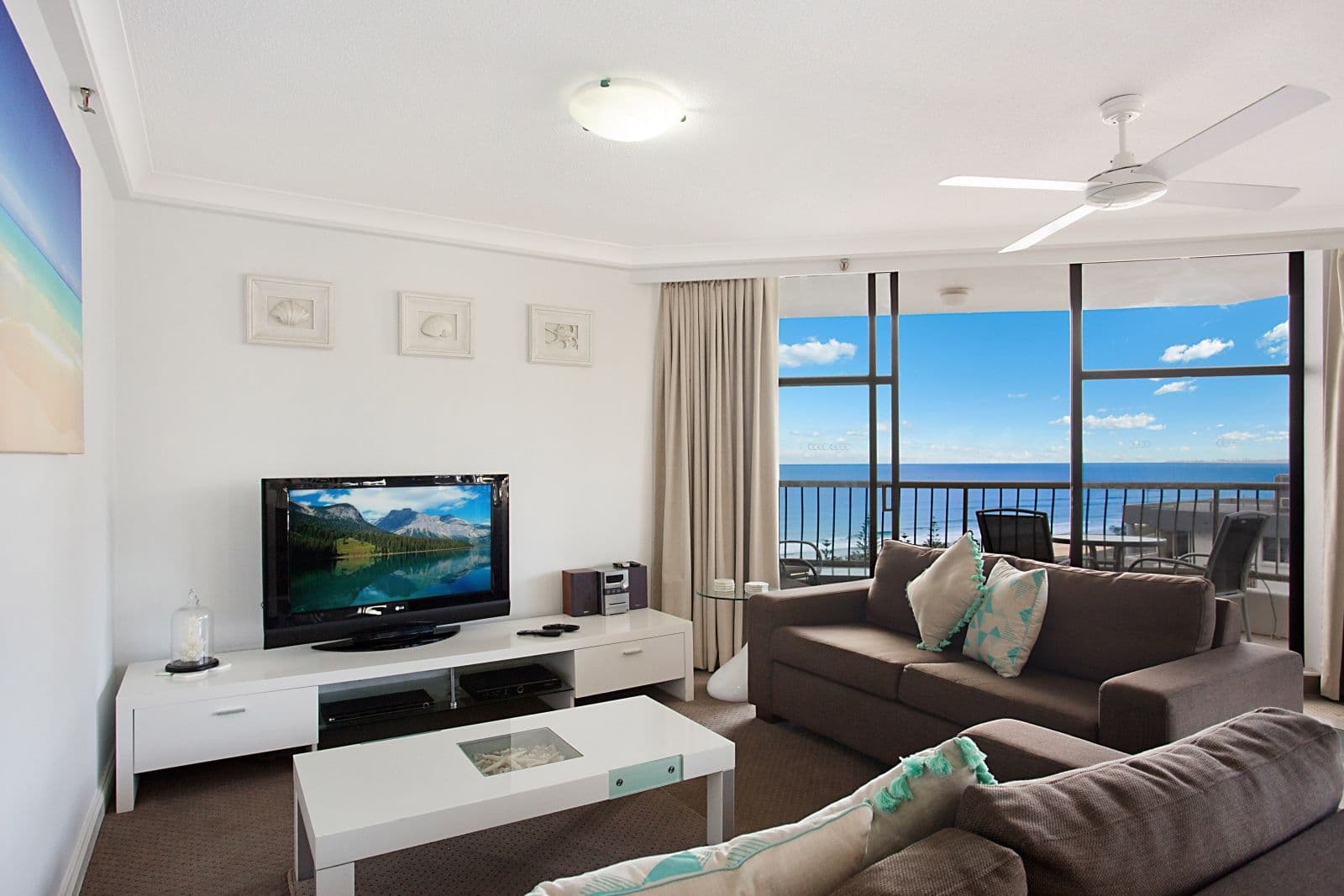 14E 'Beach Haven' 1 Albert Avenue, Broadbeach QLD 4218, Broadbeach - Thumbnail 3