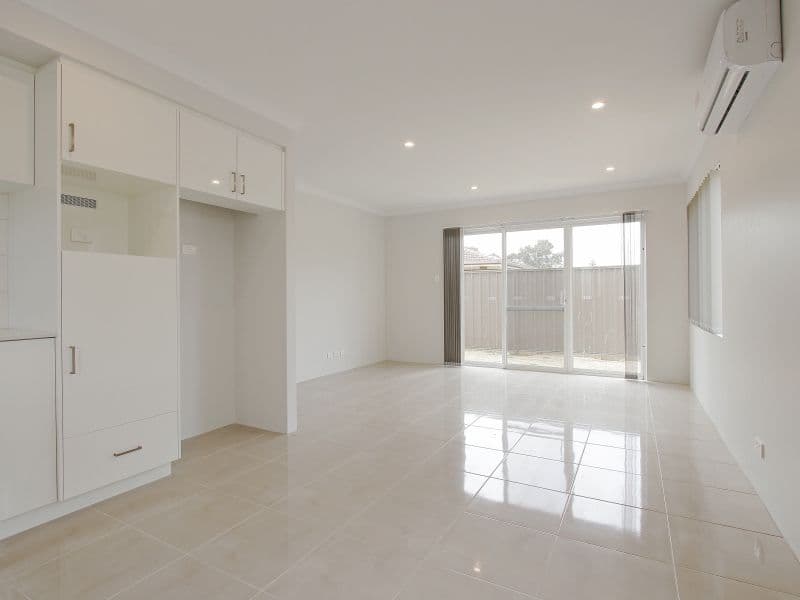 6/2 Wallace Street, Belmont WA 6104, Belmont - Image 1