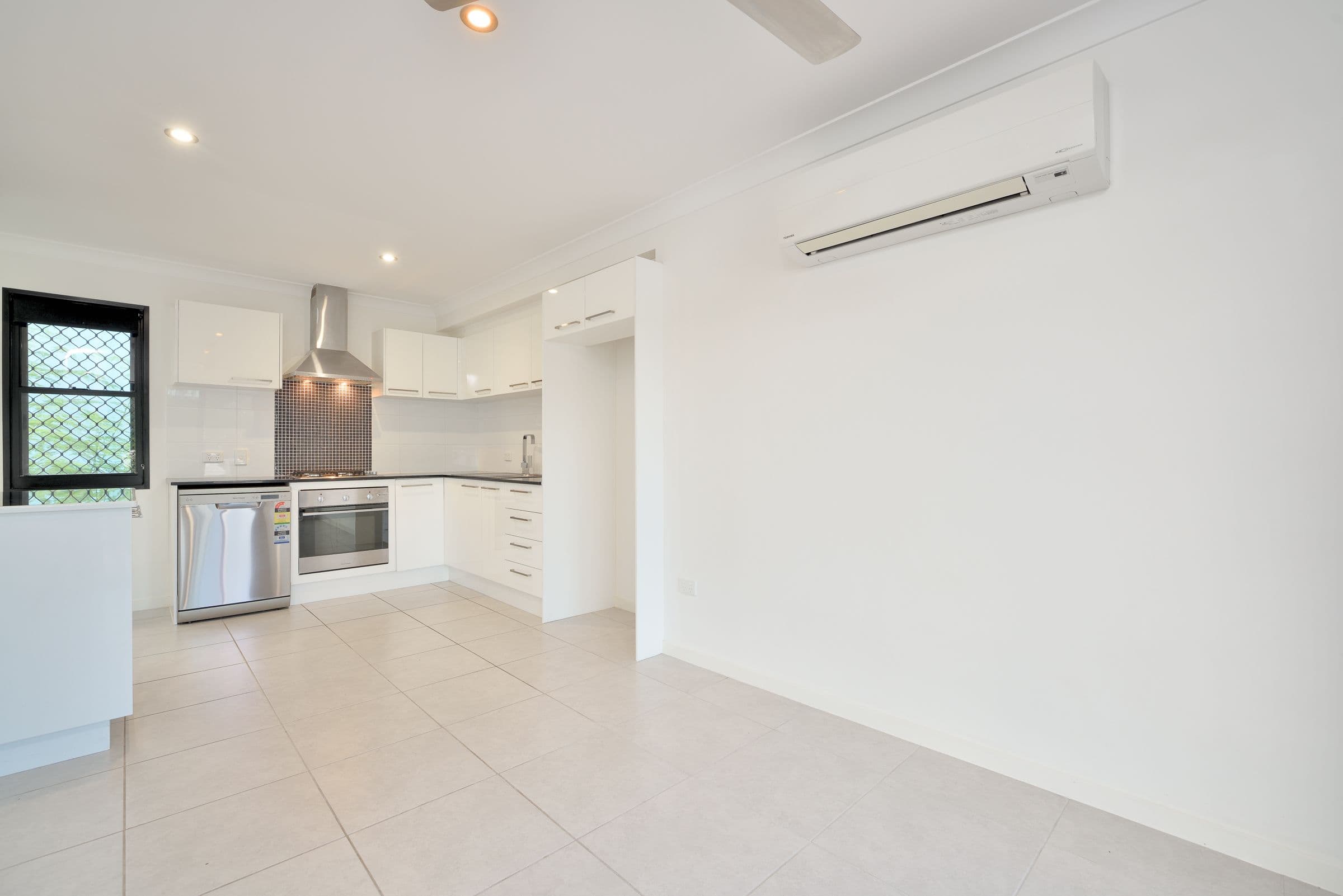 3 Christina Road, Clinton QLD 4680, Clinton - Thumbnail 5