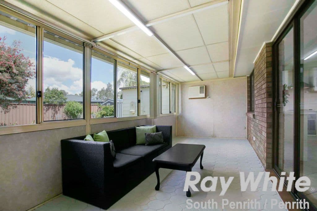 8 Malabine Place, South Penrith - Thumbnail 5