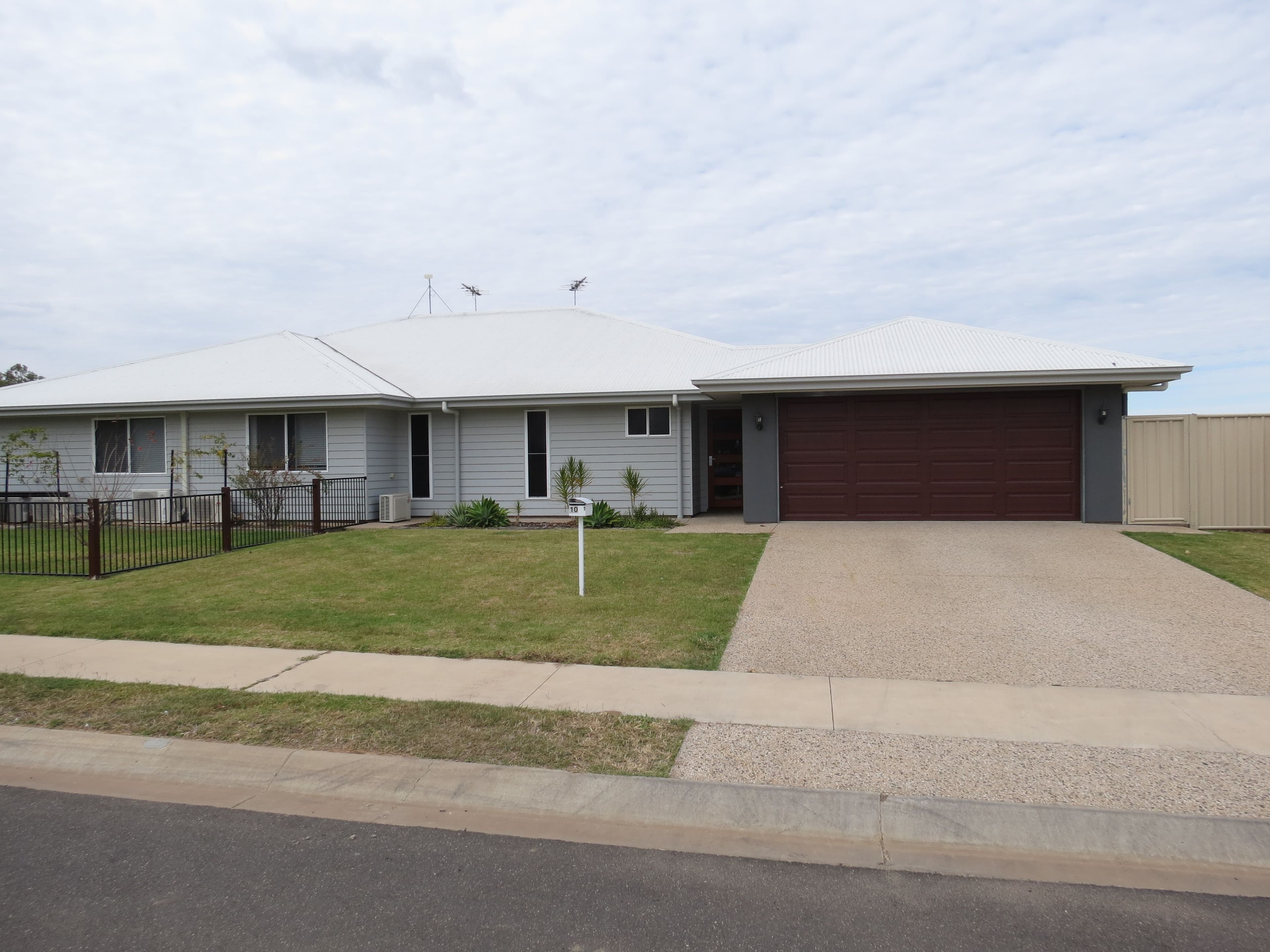 10 Milliken Street, Emerald QLD 4720, Emerald - Image 1