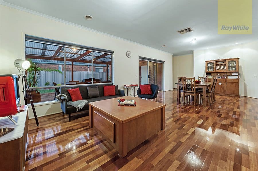 13 Creighton Way, Craigieburn VIC 3064, Craigieburn - Thumbnail 7