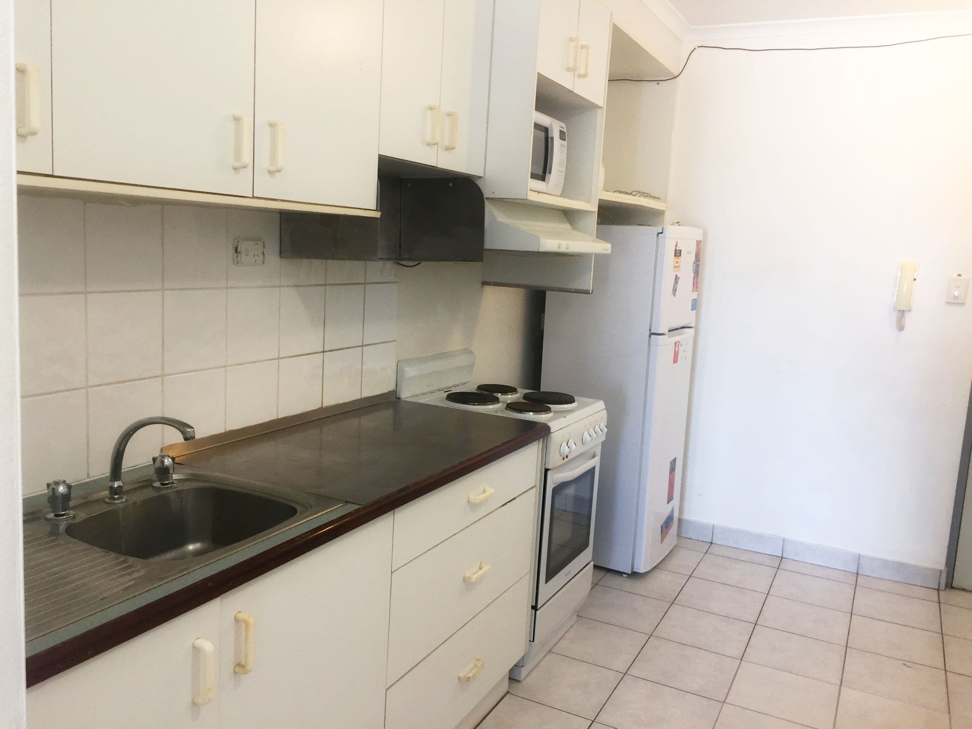 129/21 Cavenagh Street, DARWIN CITY NT 0800, Darwin City - Thumbnail 2