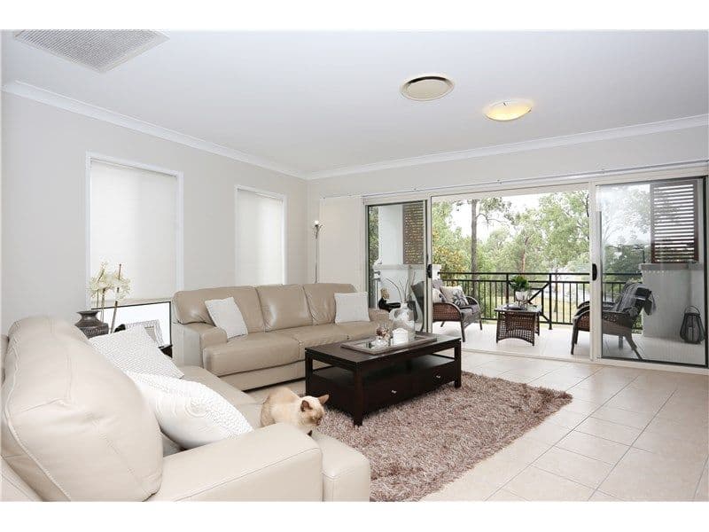 47 Greenway Circuit, Mount Ommaney QLD 4074, Mount Ommaney - Thumbnail 2