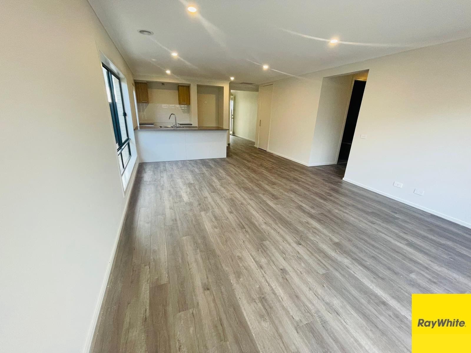 94 Voyager Boulevard, Tarneit VIC 3029, Tarneit - Thumbnail 4