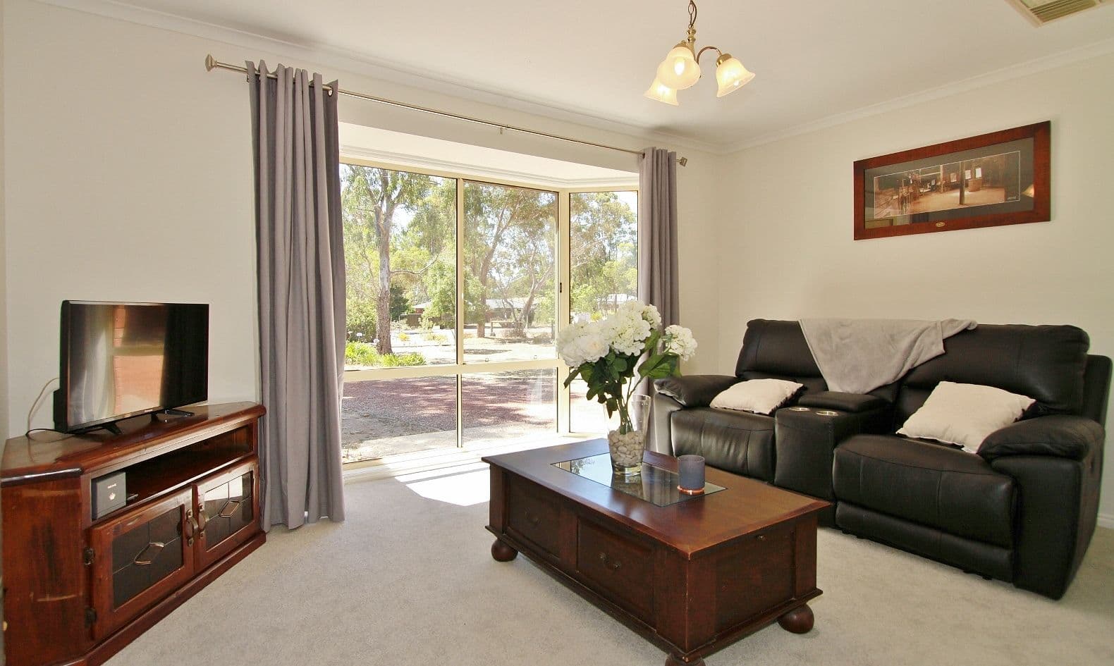 17 Wattle Drive, Heathcote VIC 3523, Heathcote - Thumbnail 2