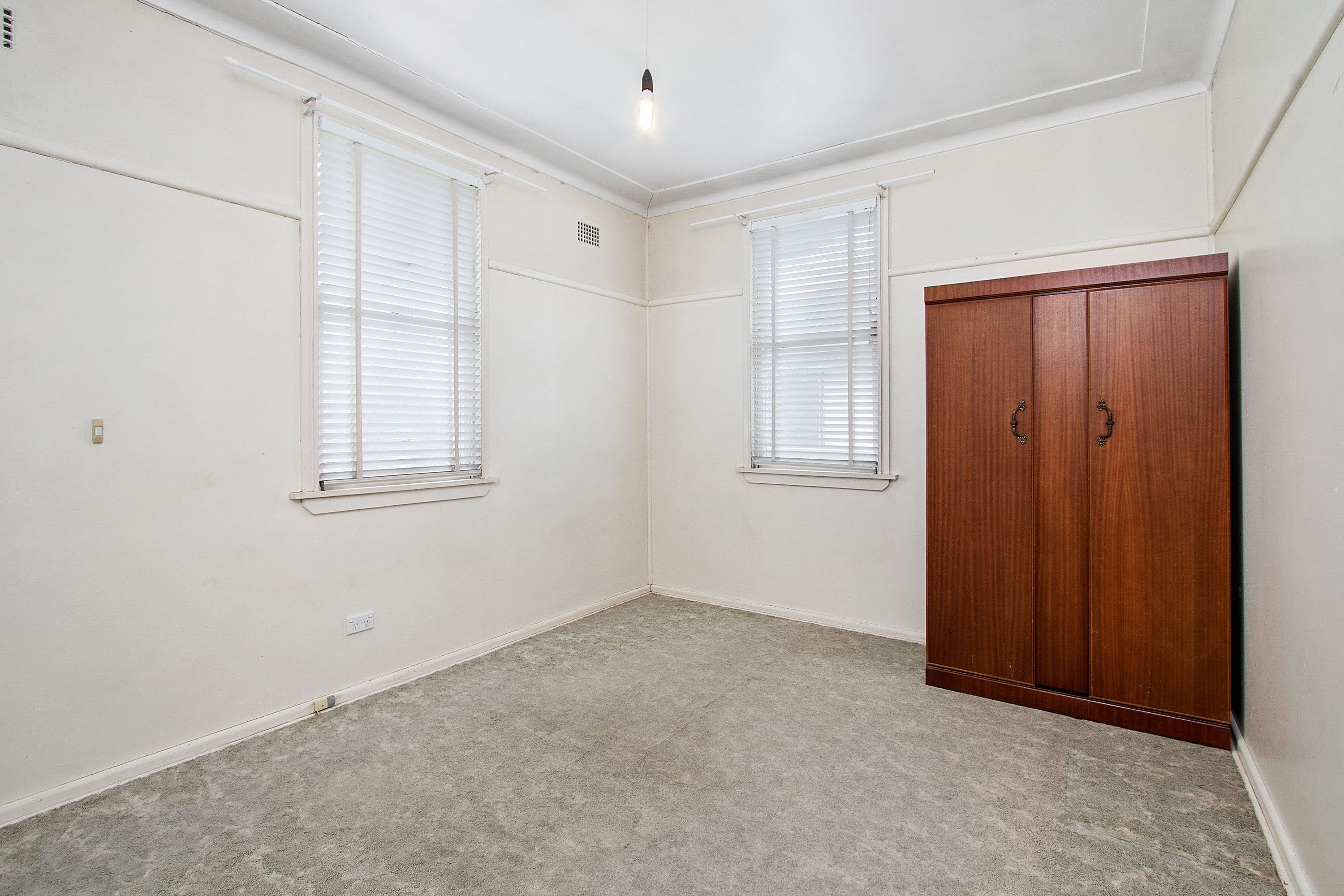 15 Cambridge Avenue, Windsor - Thumbnail 6