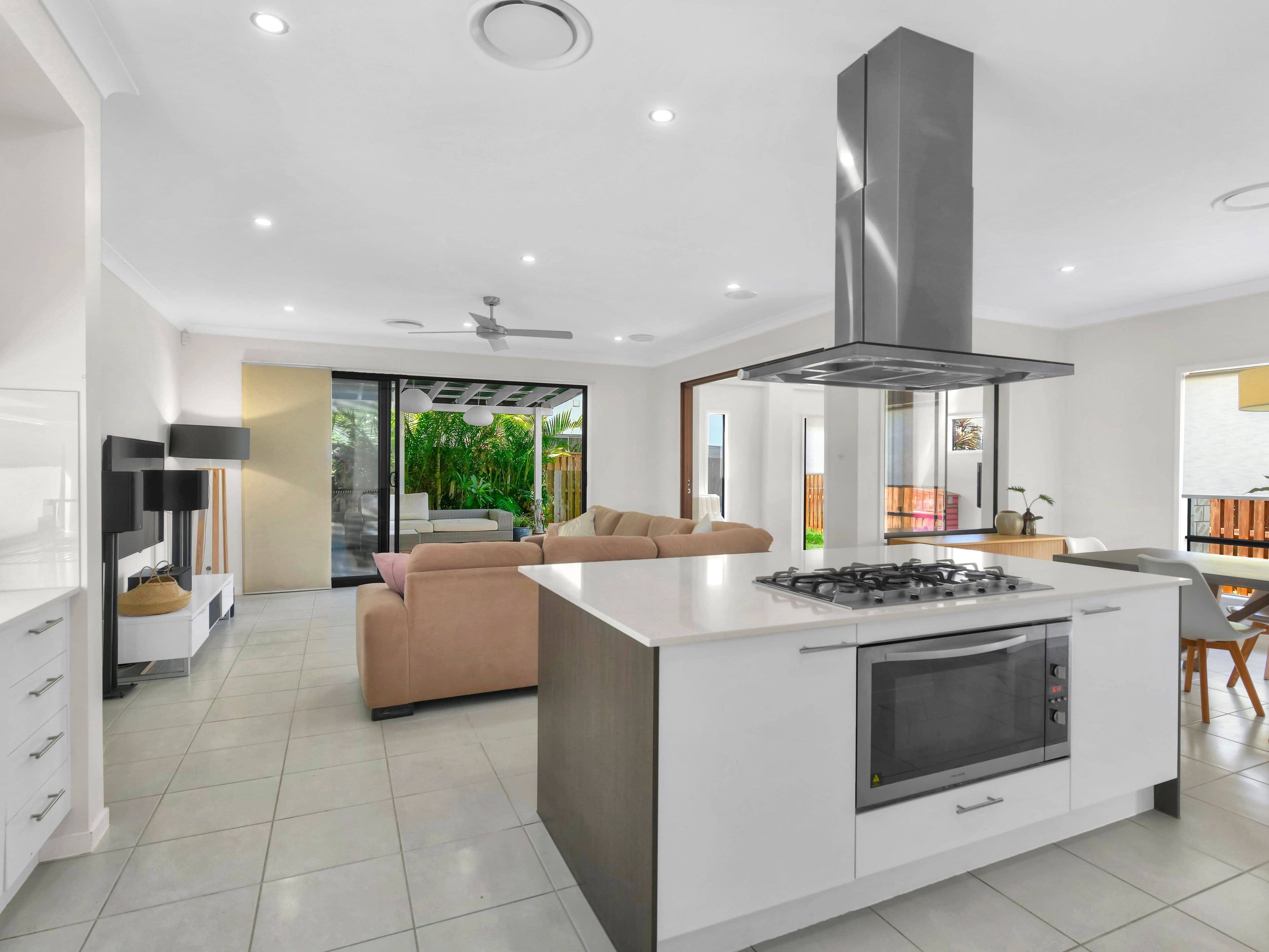 10 Booyong Place, Bridgeman Downs QLD 4035, Bridgeman Downs - Thumbnail 5