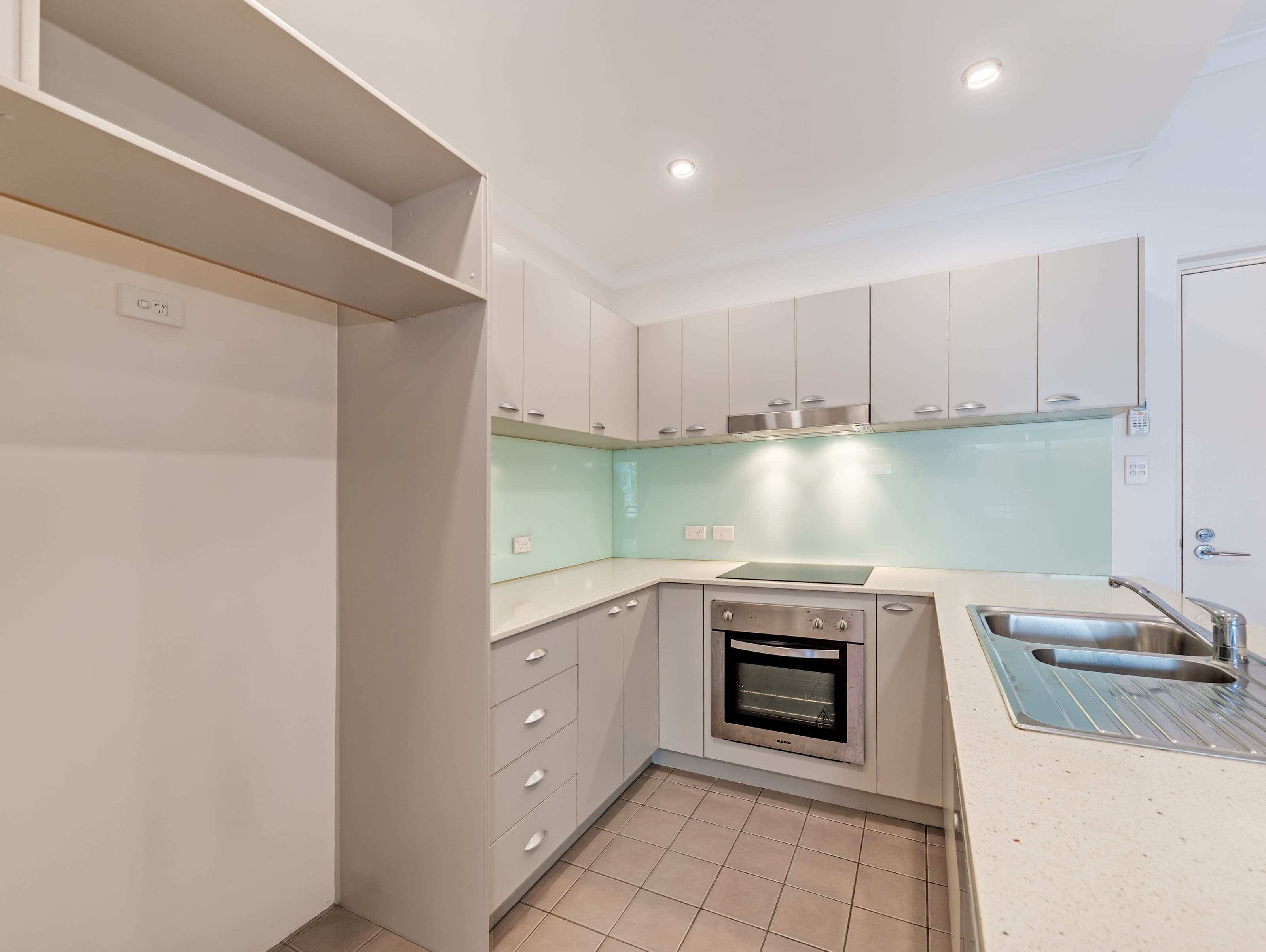 3/2 Pisconeri Street, Perth WA 6000, Perth - Thumbnail 3