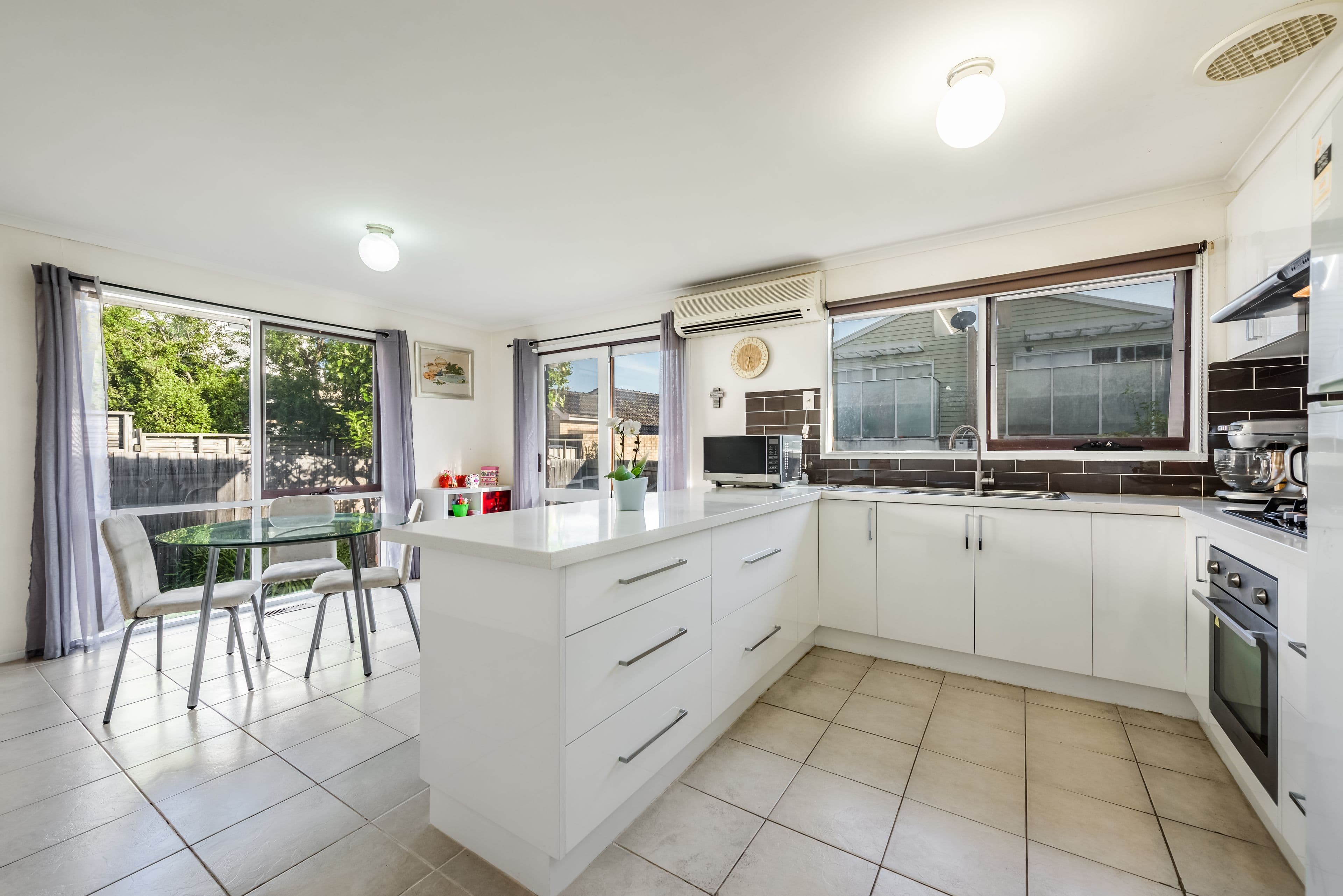 1 Narcissus Avenue, Boronia VIC 3155, Boronia - Thumbnail 2