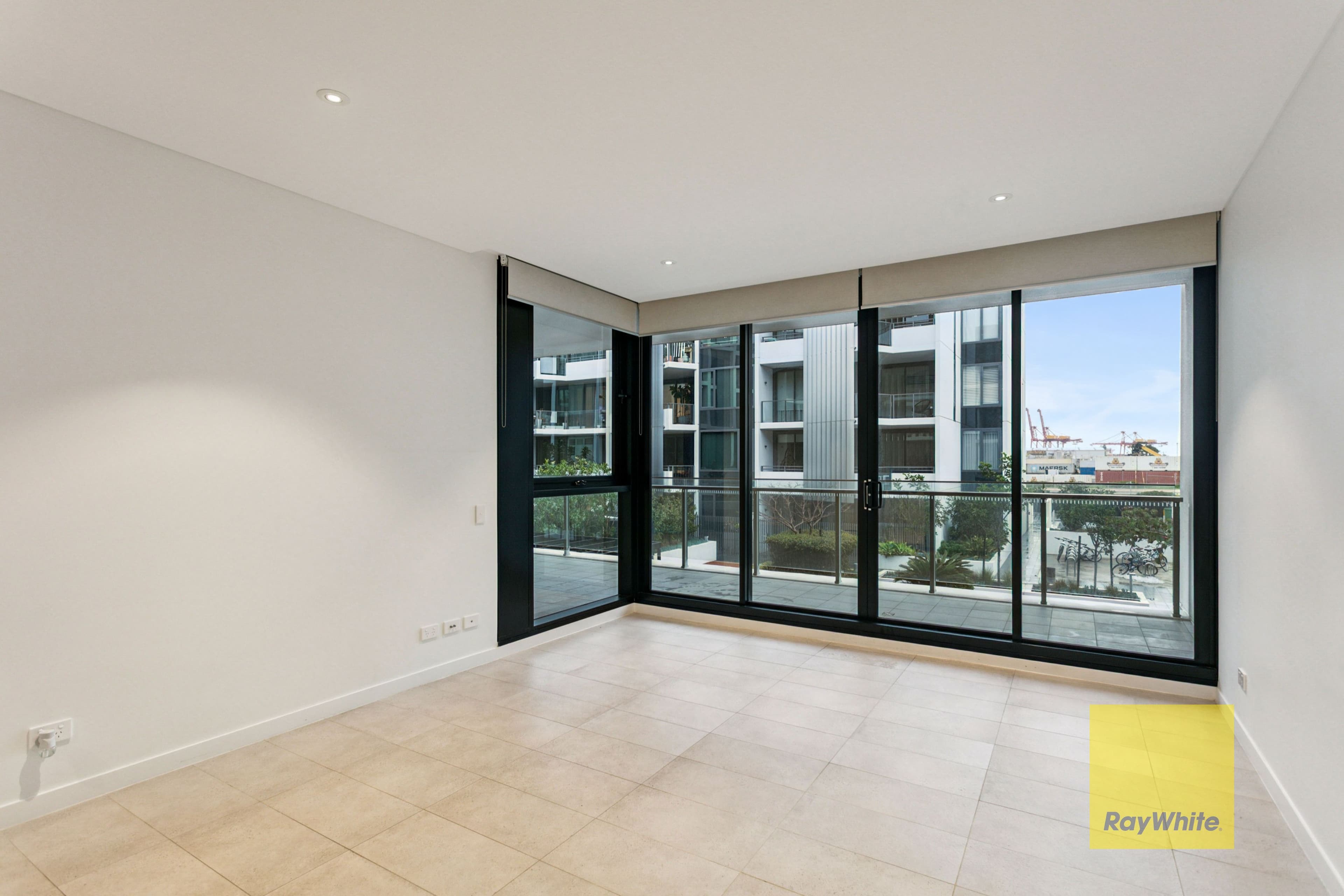 210/15 Freeman Loop, North Fremantle WA 6159, North Fremantle - Thumbnail 7