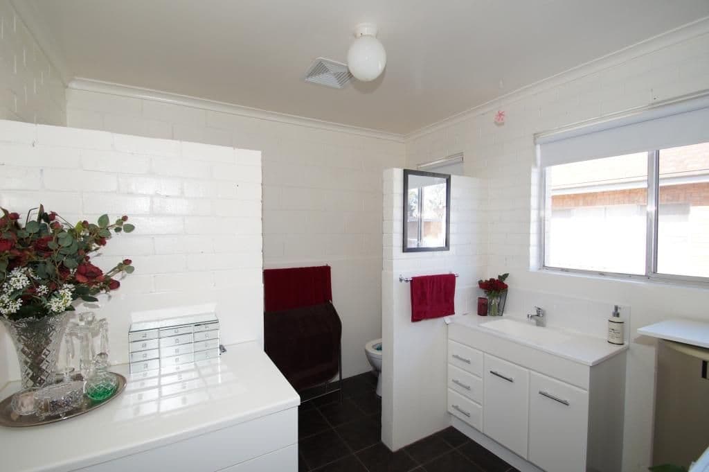 9 James Avenue, Armidale NSW 2350, Armidale - Thumbnail 3
