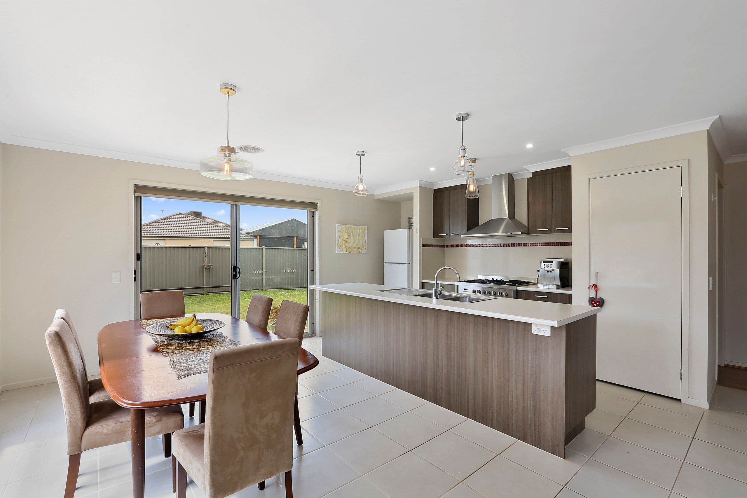 130 Canterbury Road West, Lara VIC 3212, Lara - Thumbnail 3