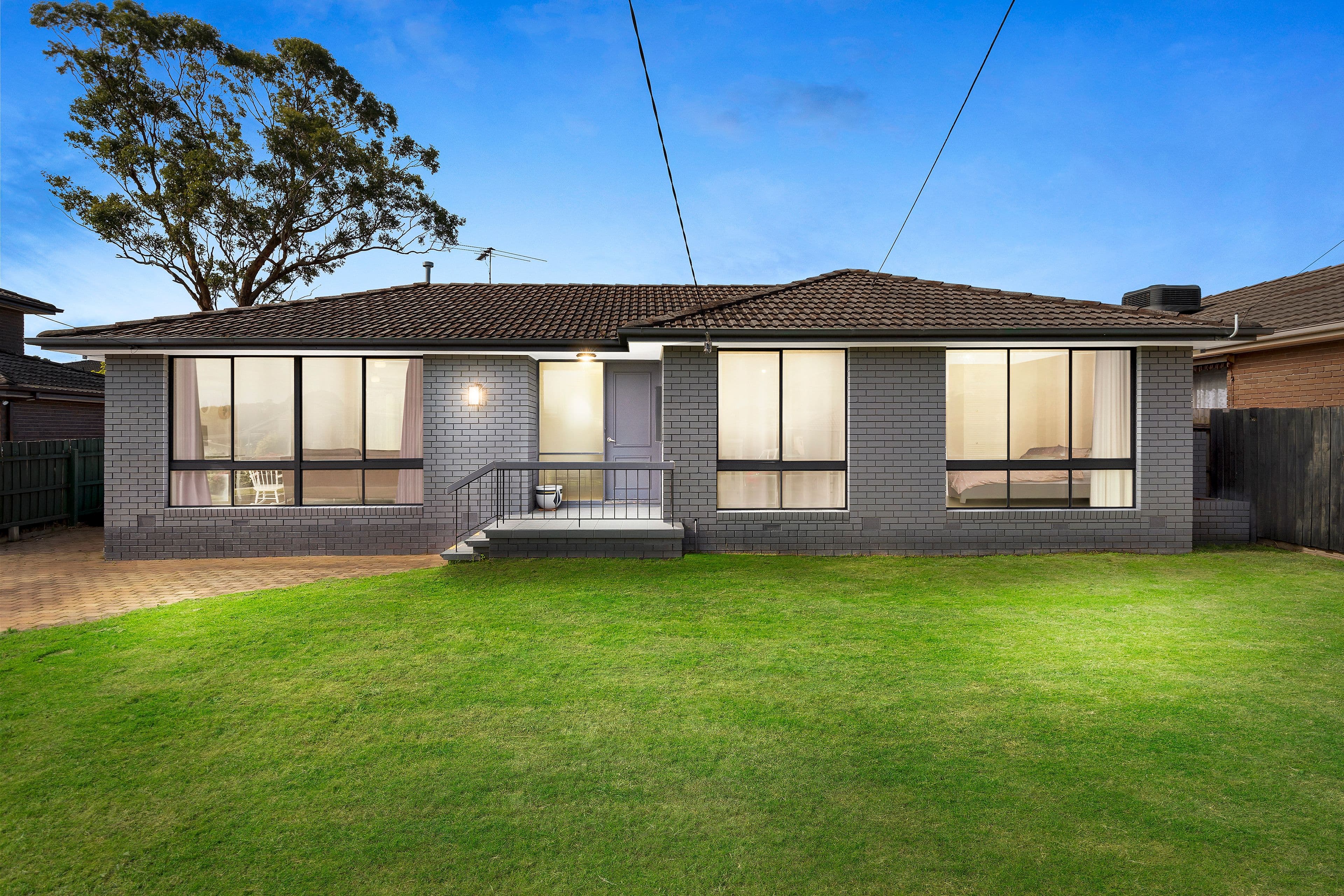 33 Alexander Crescent, Frankston VIC 3199, Frankston - Image 1