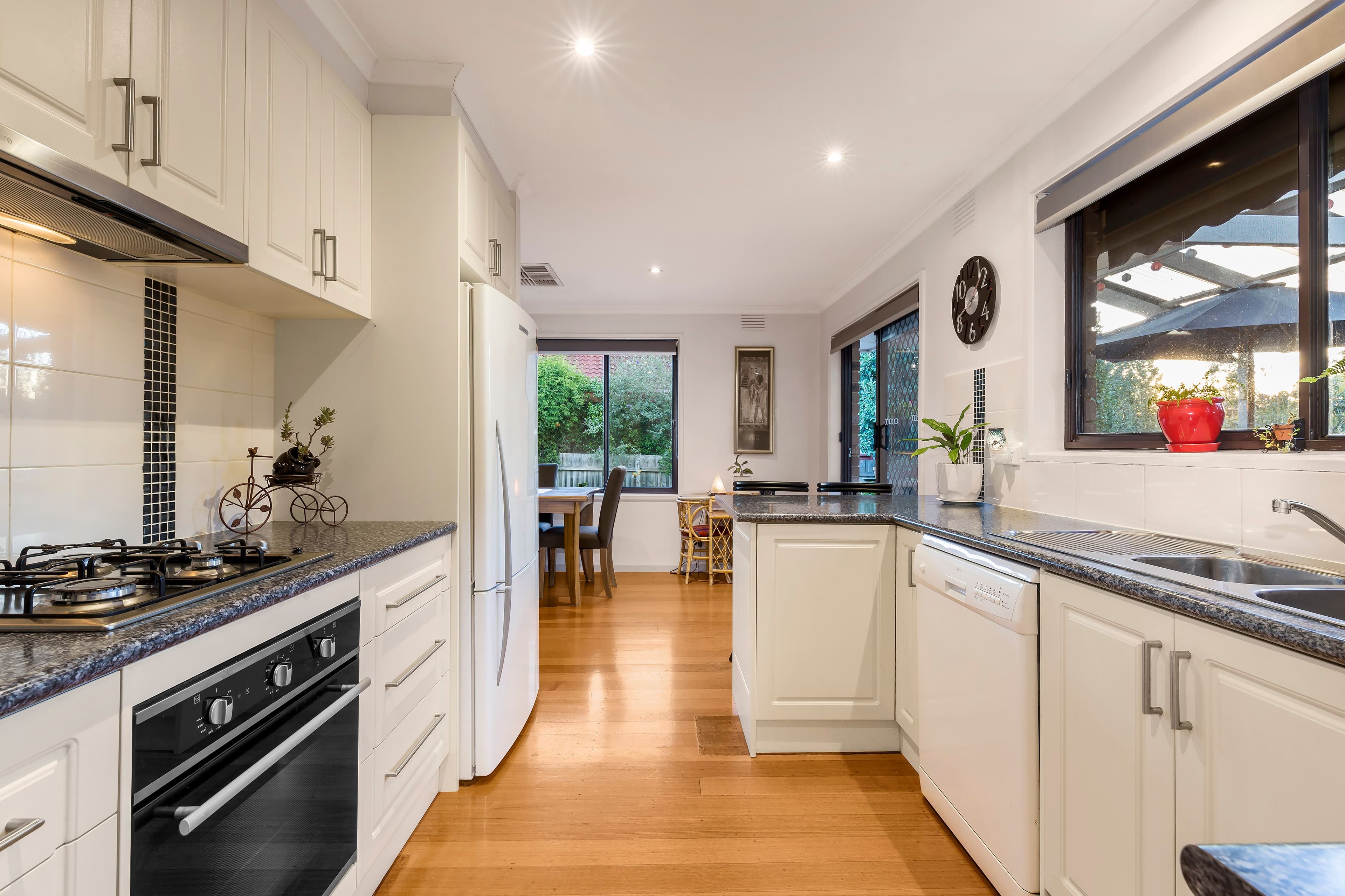 33 Vincent Street, Macleod VIC 3085, Macleod - Thumbnail 4