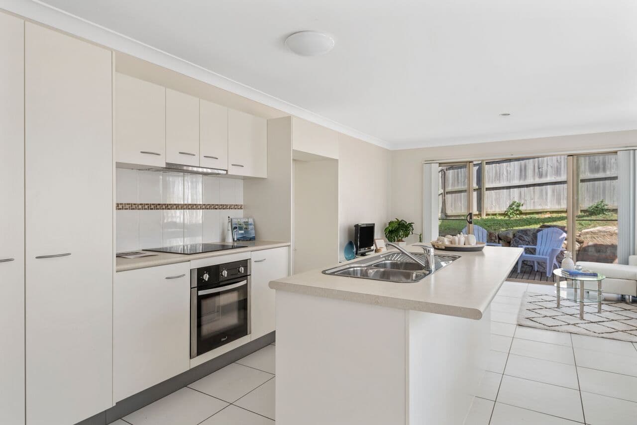 16 Bellagio Crescent, Coomera QLD 4209, Coomera - Thumbnail 4