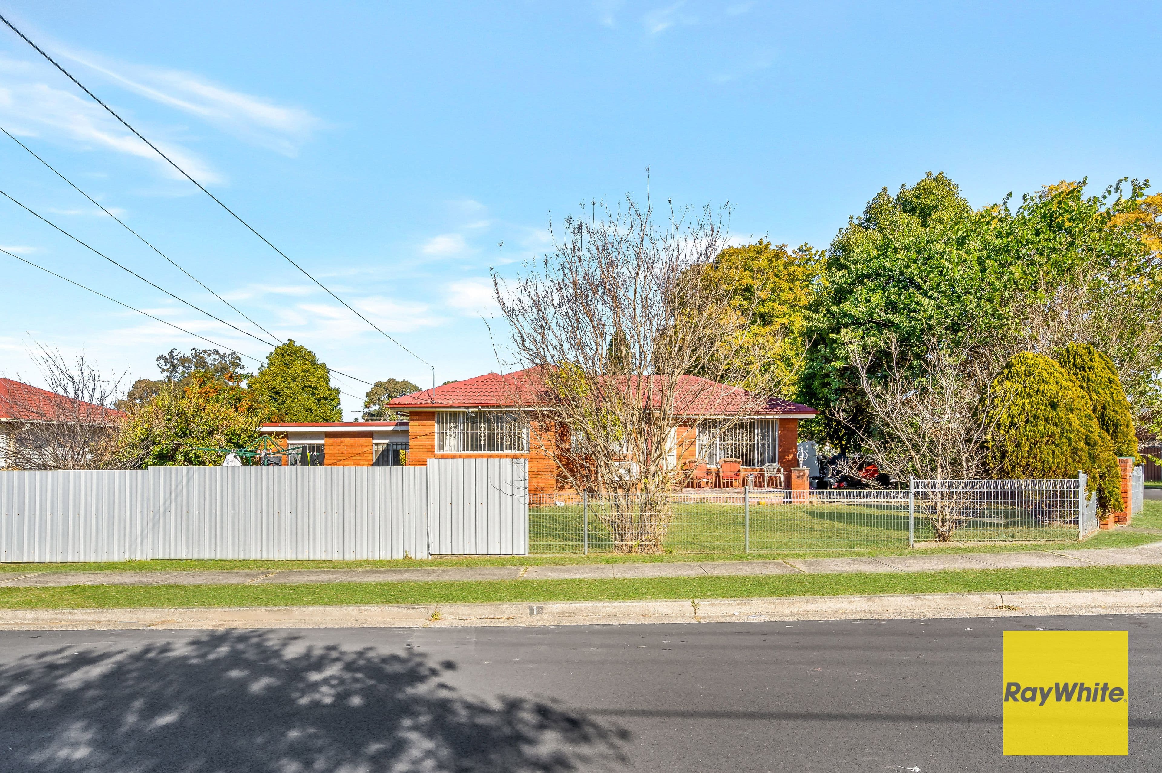 1 Oaklea Place, Canley Heights NSW 2166, Canley Heights - Thumbnail 2