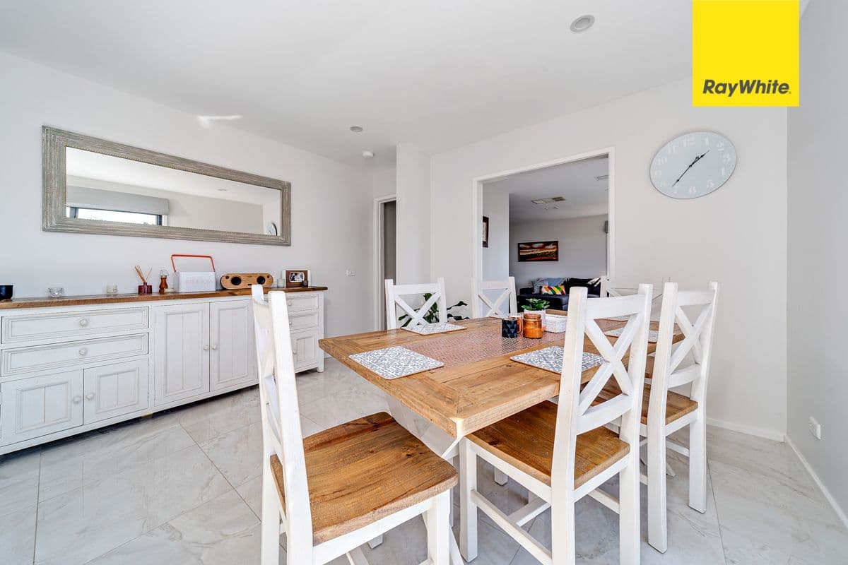 13 Poole Place, Latham ACT 2615, Latham - Thumbnail 3