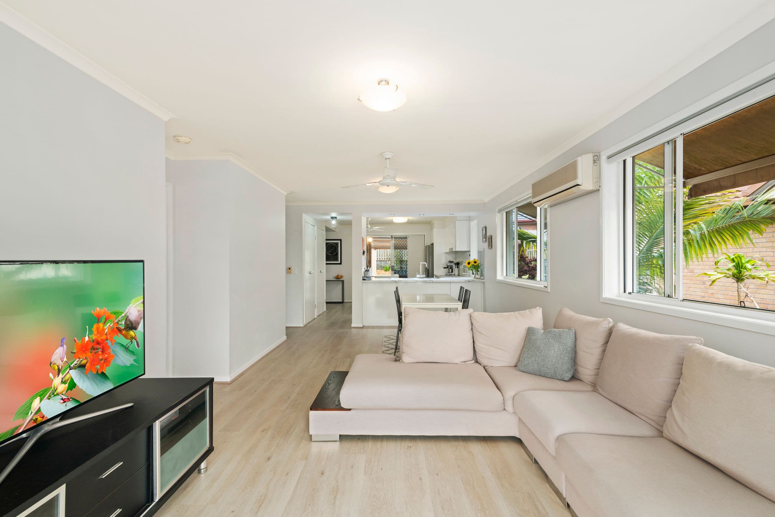 12B Waterdown Drive, Elanora QLD 4221, Elanora - Thumbnail 3