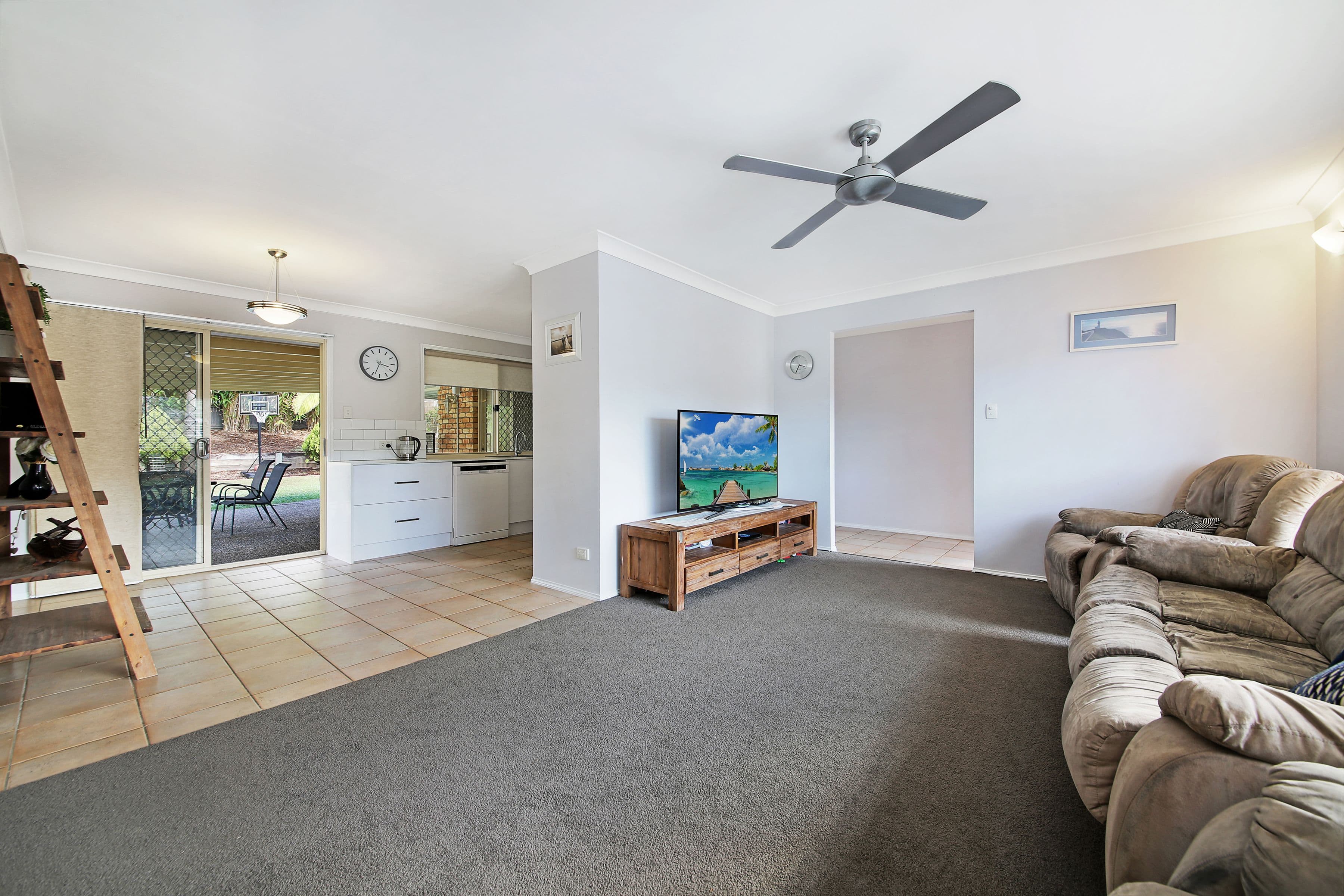 37 Allied Drive, Arundel QLD 4214, Arundel - Thumbnail 3