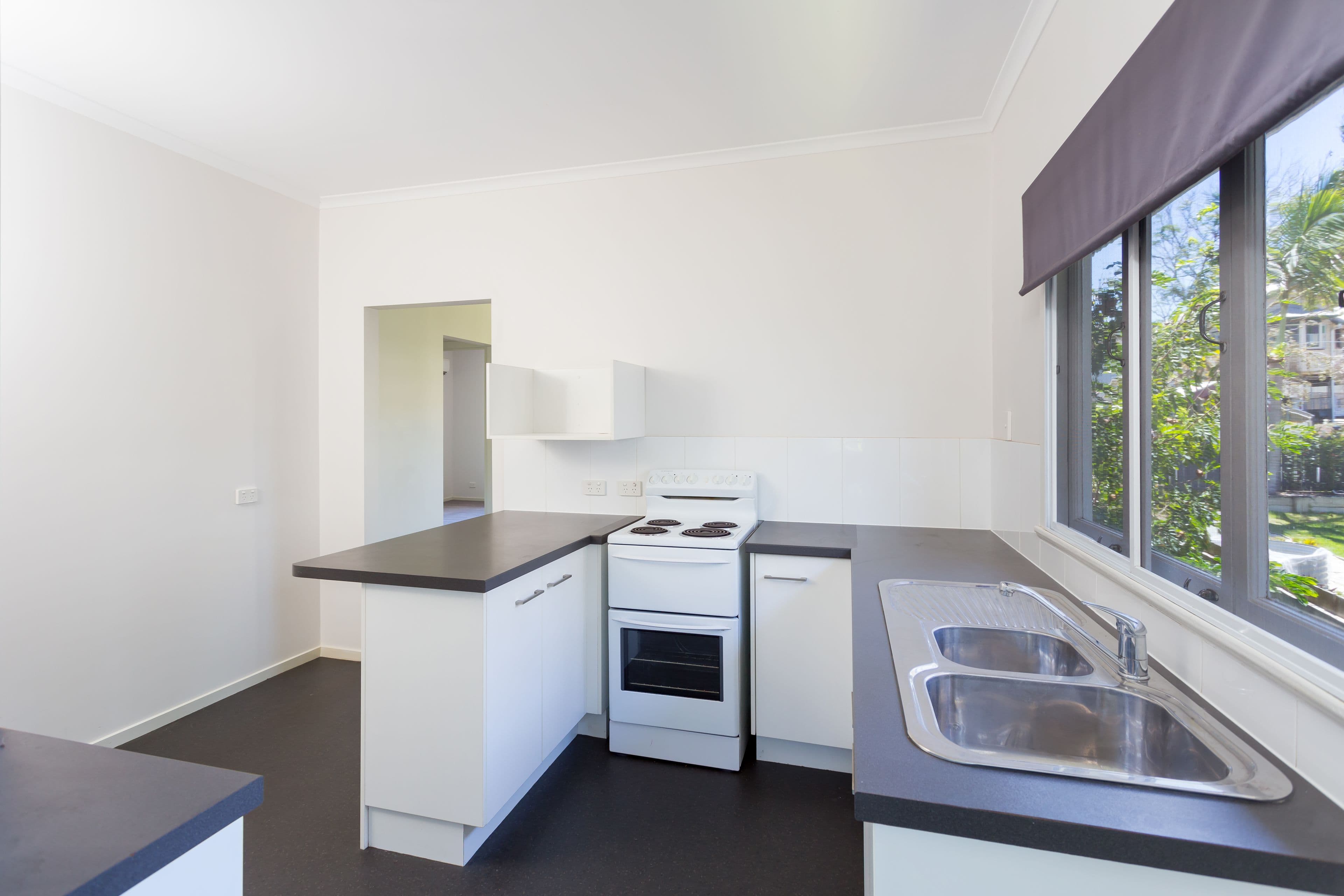 22 Coleman Street, Graceville QLD 4075, Graceville - Thumbnail 4