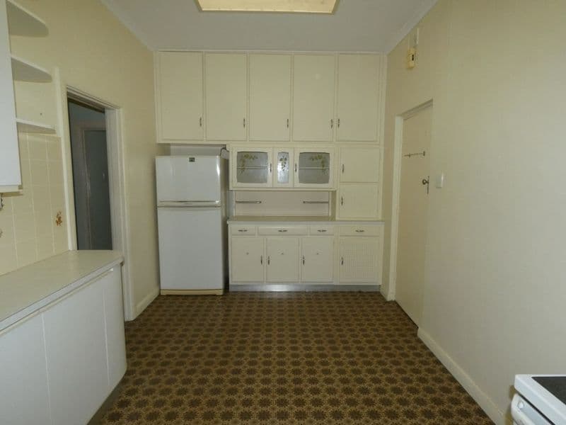 8 Fourth Street, Warooka SA 5577, Warooka - Thumbnail 5