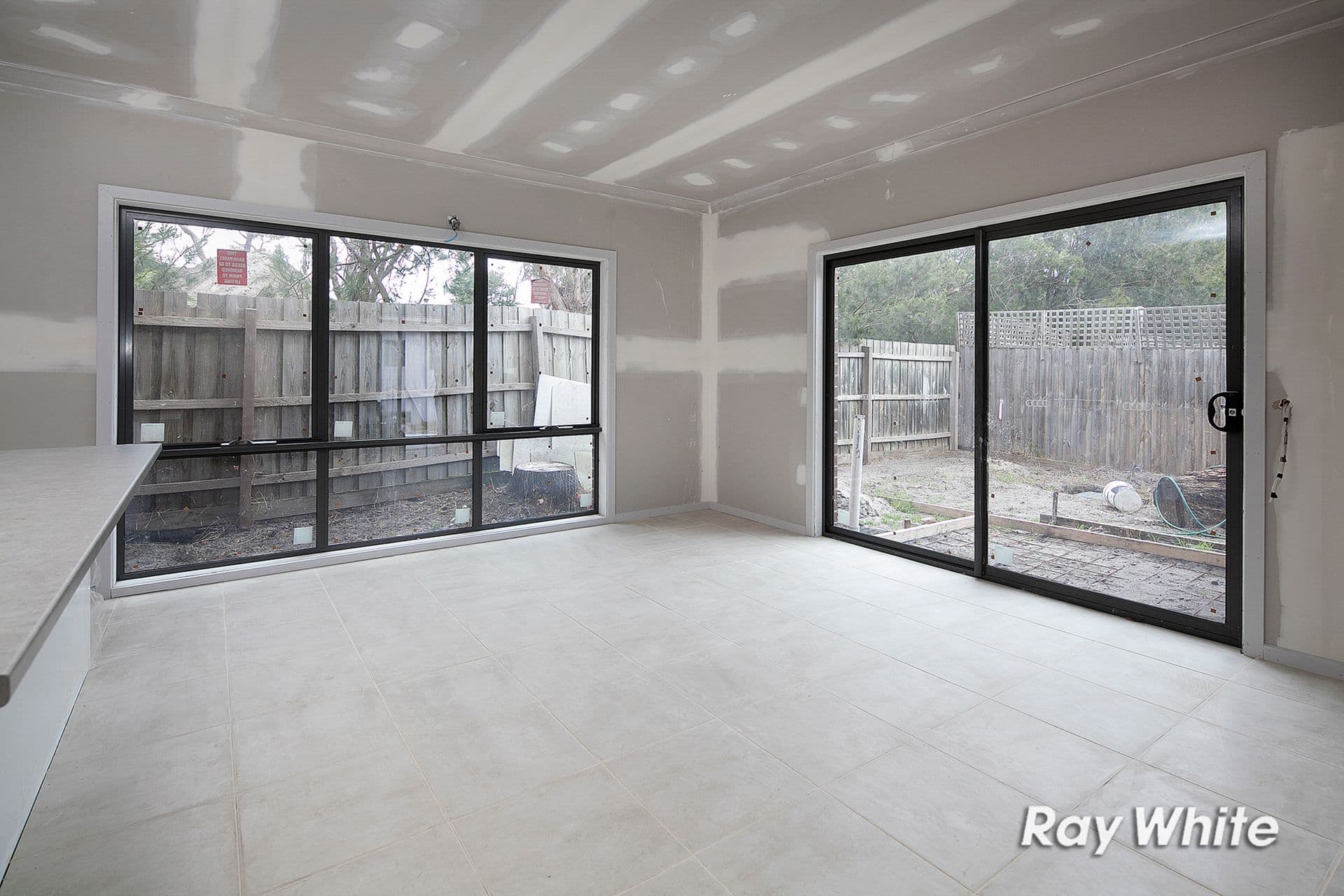52 Rosemary Crescent, Frankston North VIC 3200, Frankston North - Thumbnail 3