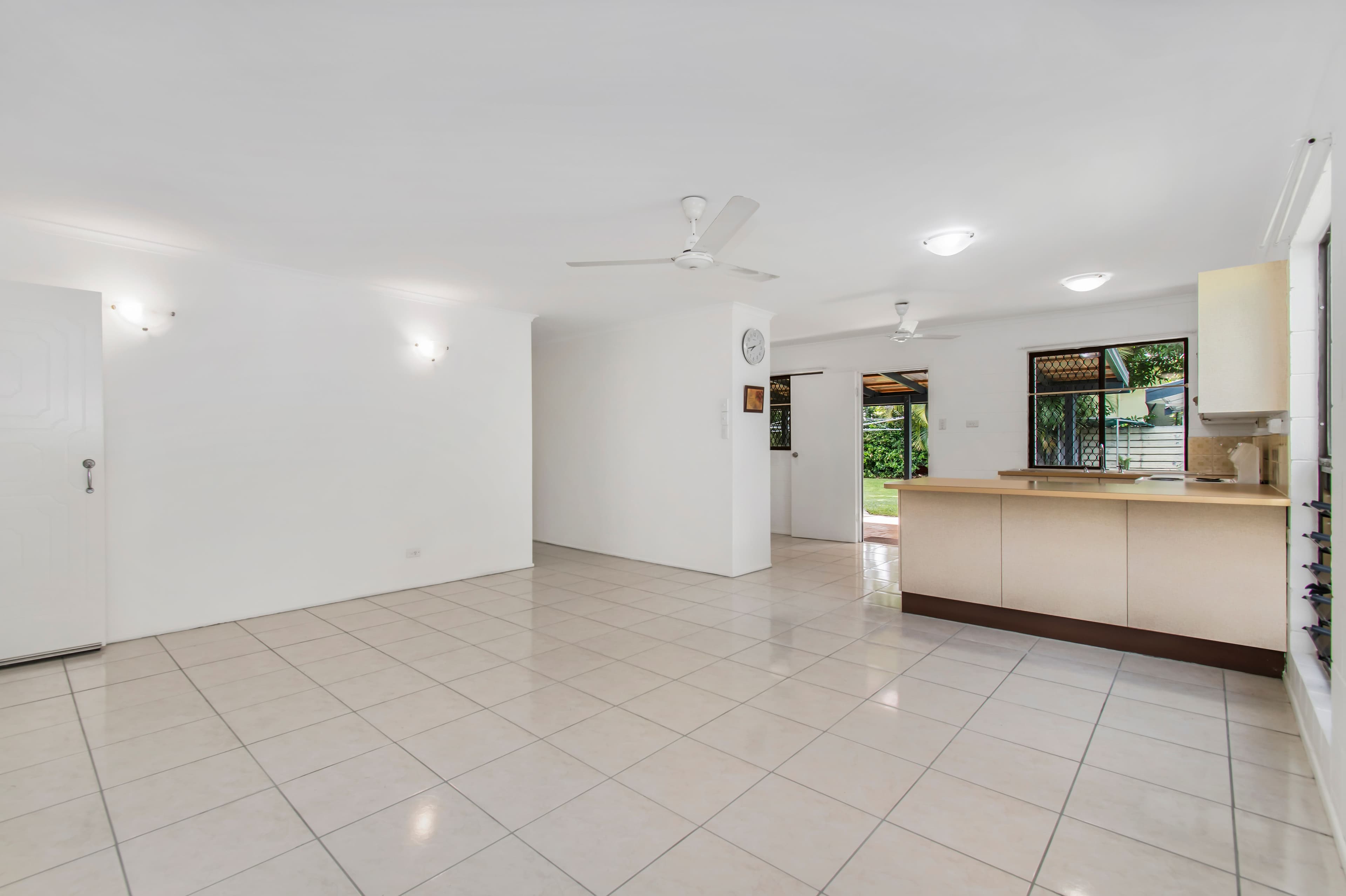 462 Ross River Road, Cranbrook QLD 4814, Cranbrook - Thumbnail 2