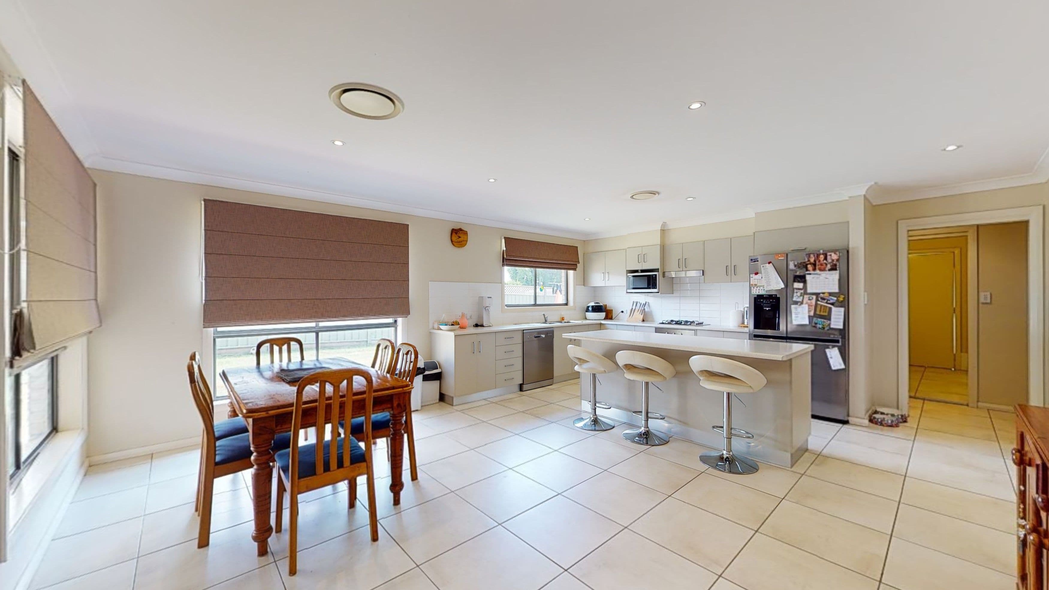 20 Holmwood Drive, Dubbo NSW 2830, Dubbo - Thumbnail 2