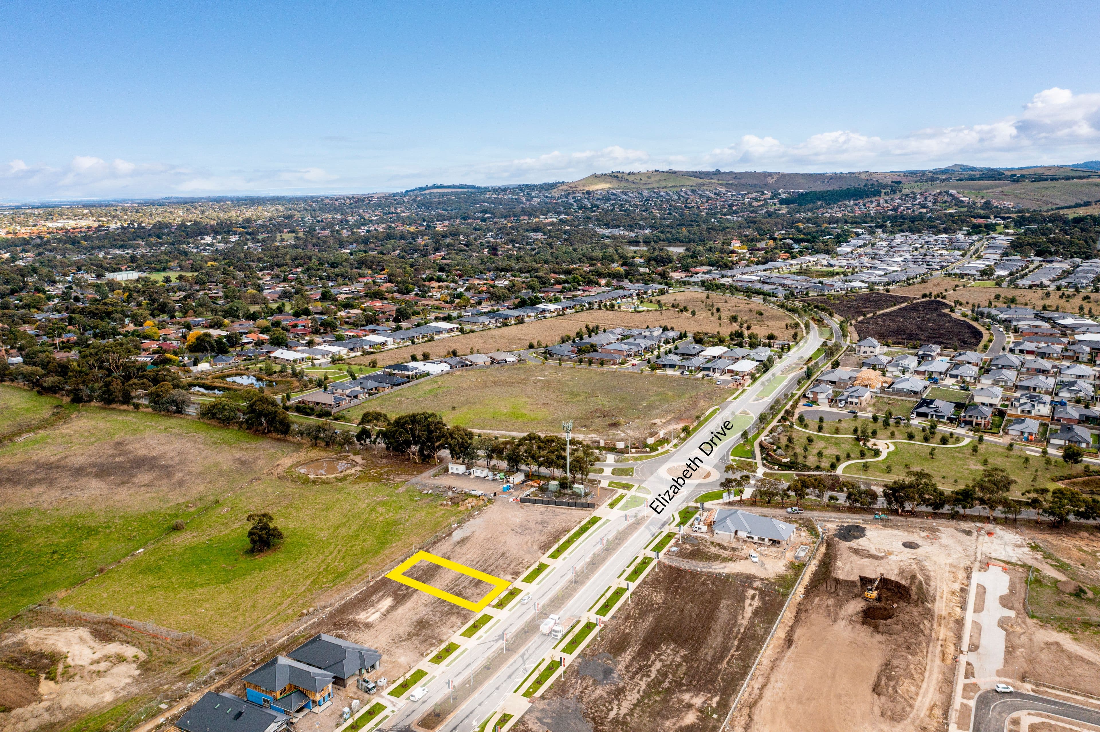 143 Elizabeth Drive, Sunbury VIC 3429, Sunbury - Thumbnail 4