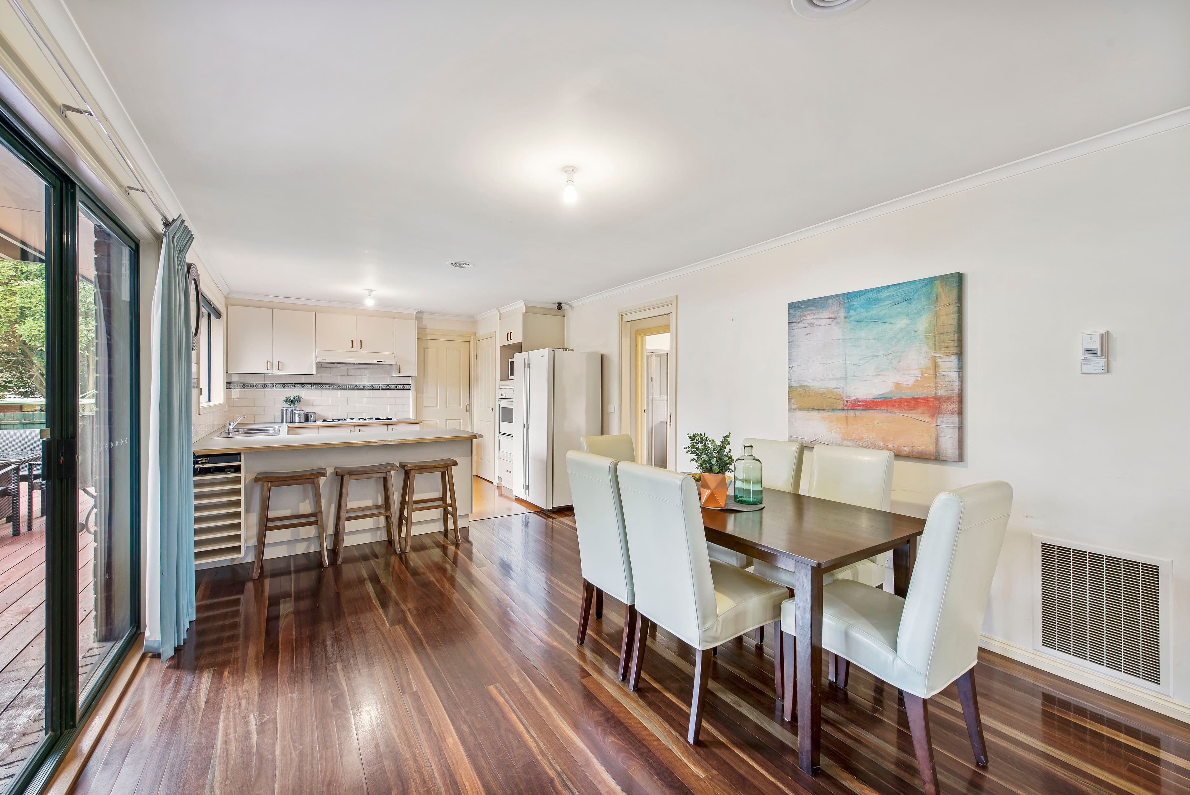 18 Kathryn Road, Knoxfield VIC 3180, Knoxfield - Thumbnail 3