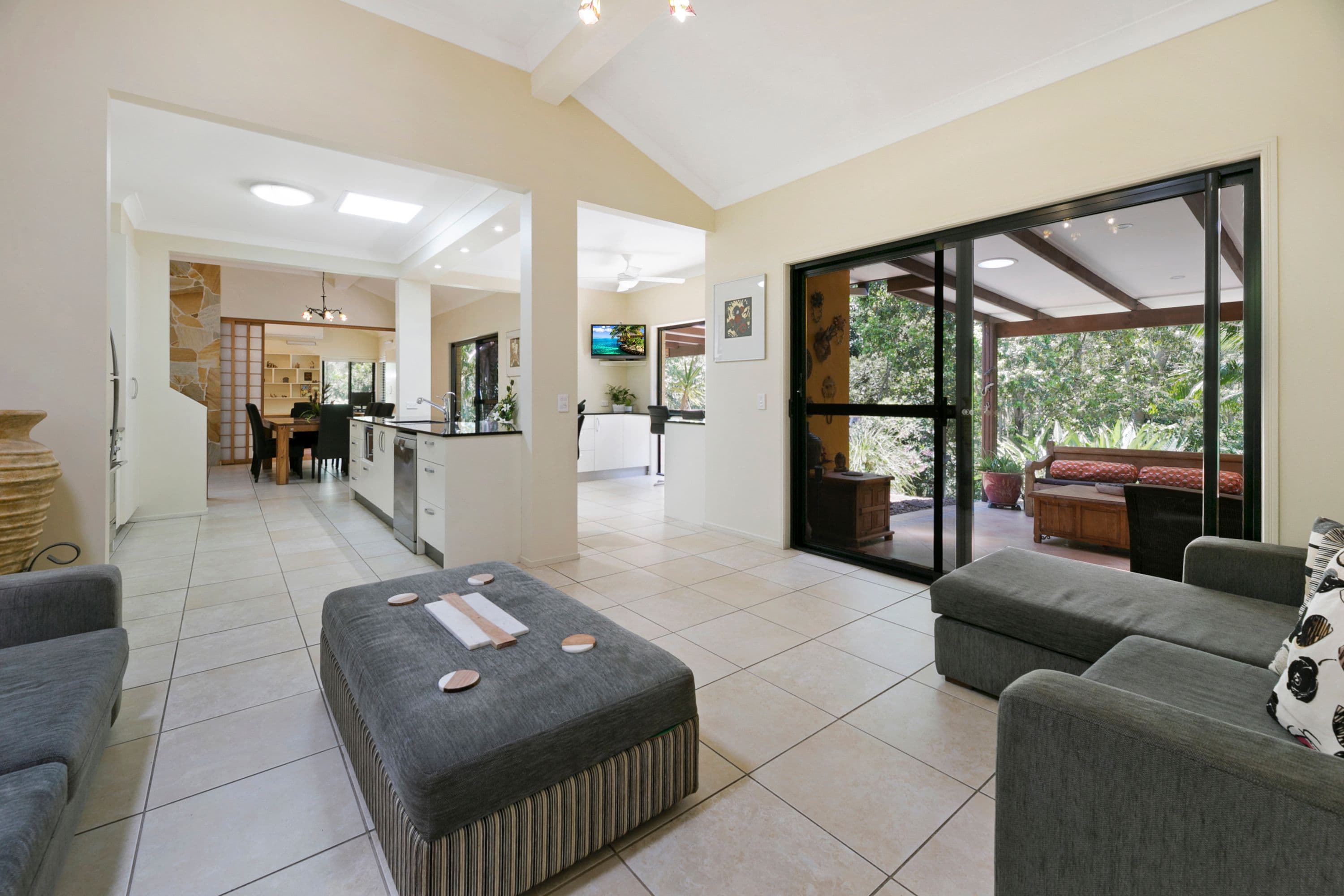 146-148 Gardenia Drive, Bonogin QLD 4213, Bonogin - Thumbnail 6