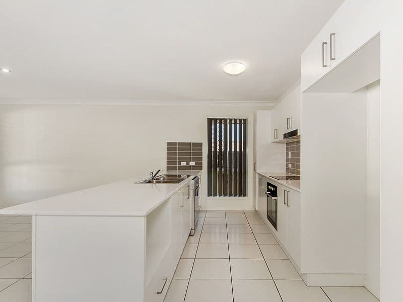 5 Greenvale Crescent, Maudsland QLD 4210, Maudsland - Thumbnail 3