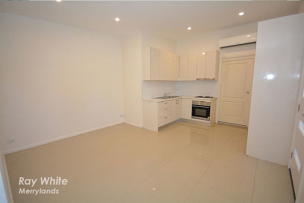 8A Edward Stret, Guildford NSW 2161, Guildford - Thumbnail 4