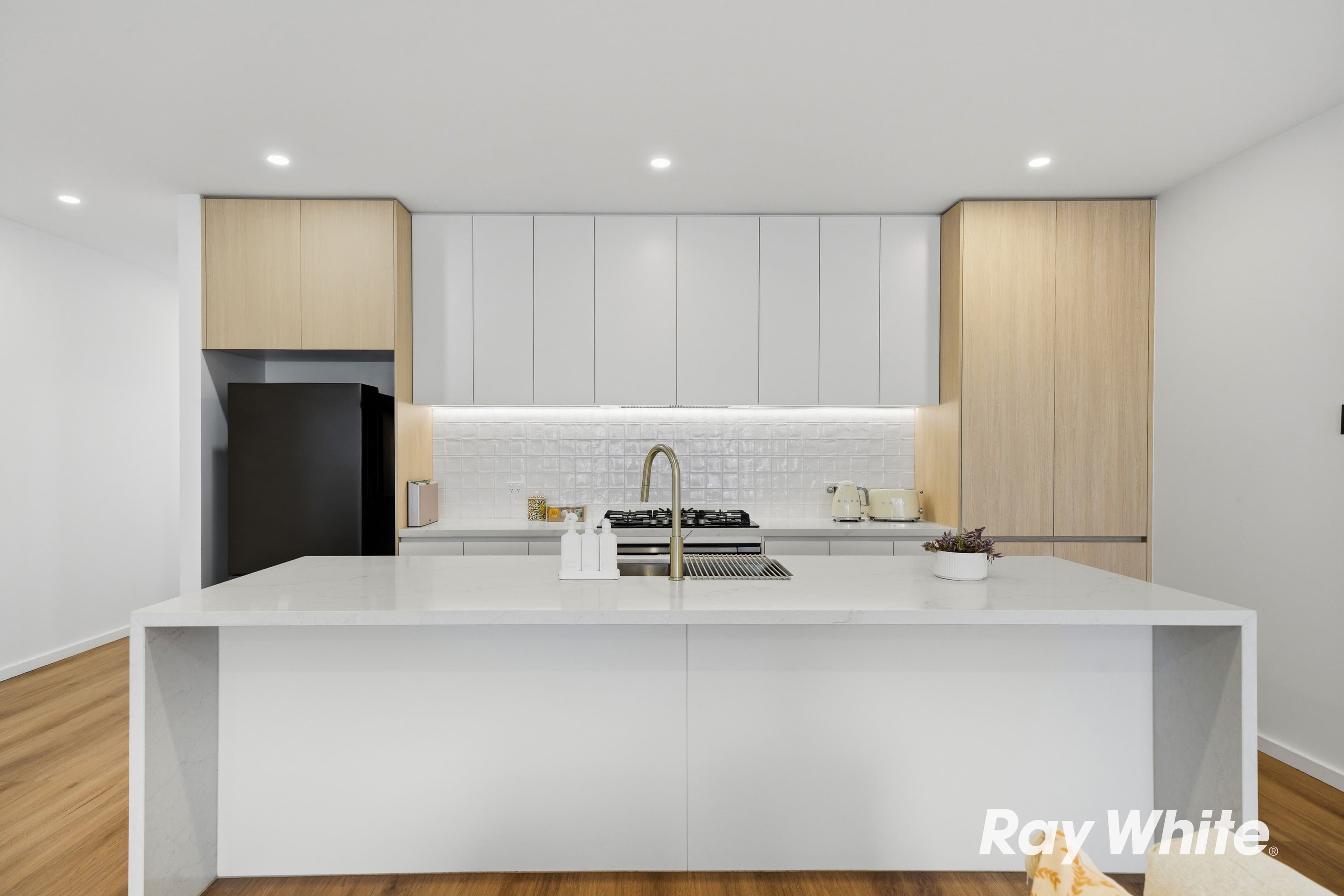 11 Mound Avenue, Donnybrook VIC 3064, Donnybrook - Thumbnail 5