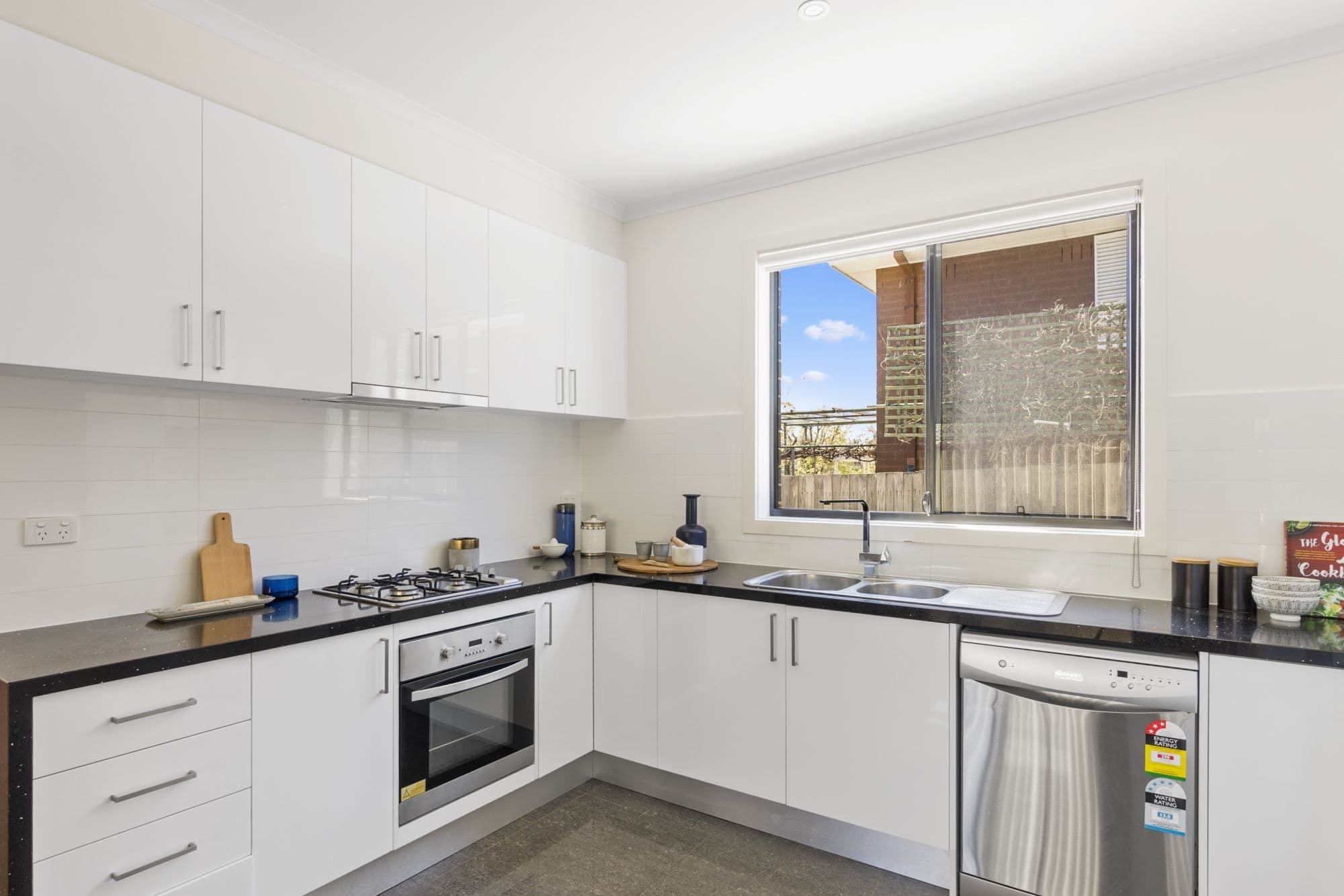 14 Bloomfield Avenue, Maribyrnong VIC 3032, Maribyrnong - Thumbnail 6