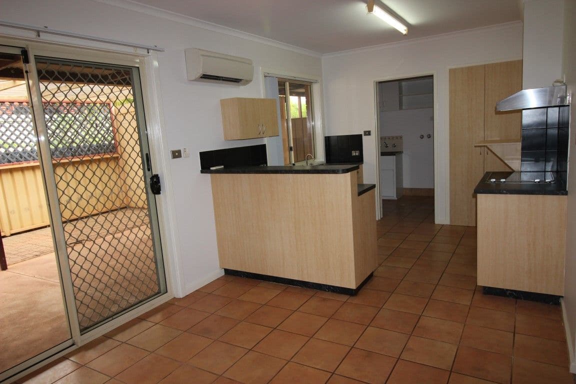 4/17 DEMPSTER Street, Port Hedland WA 6721, Port Hedland - Thumbnail 3