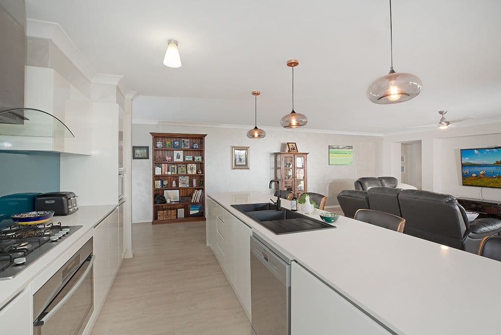 15 Fred Avery Drive, Buttaba NSW 2283, Buttaba - Thumbnail 6