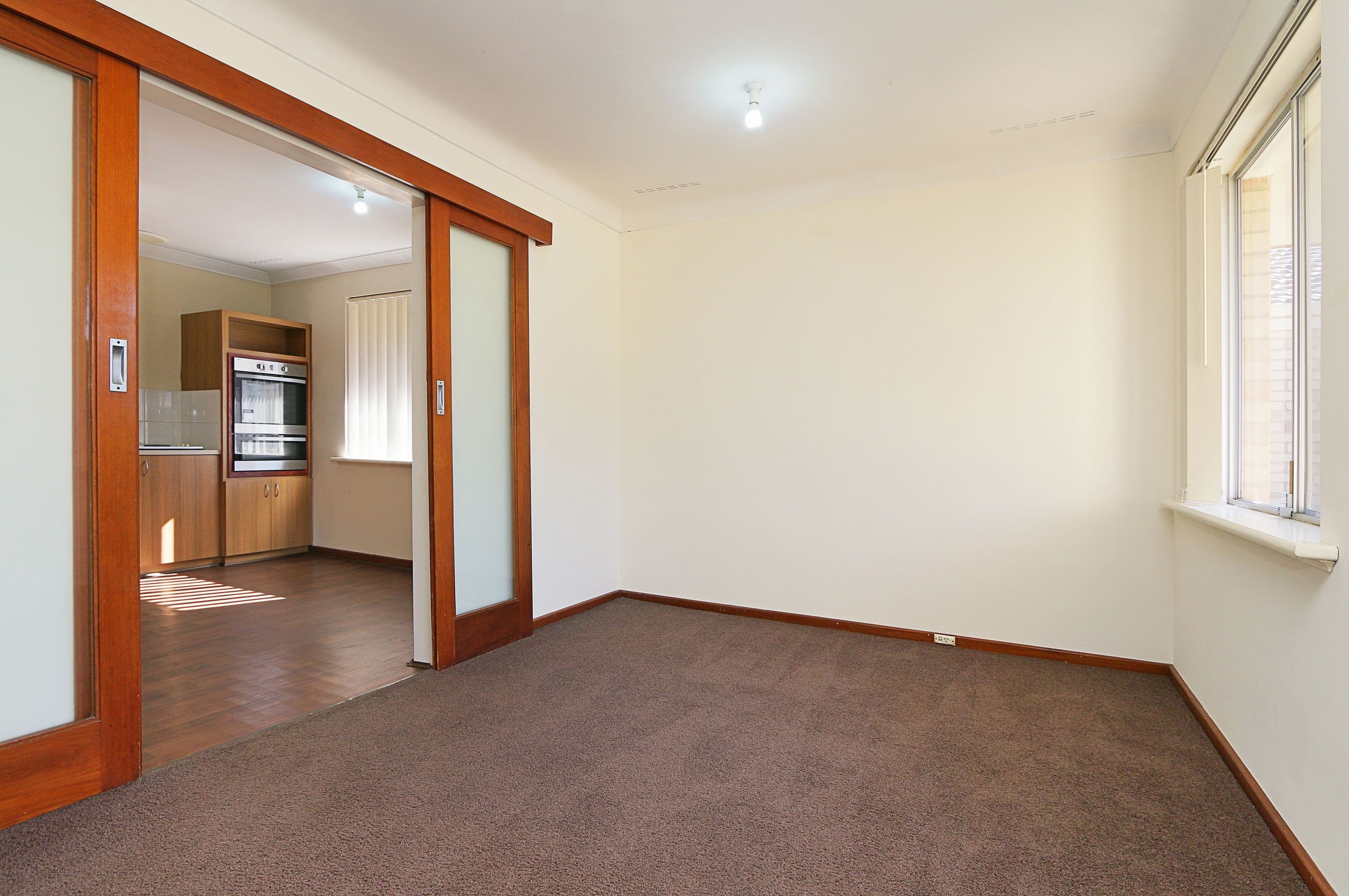 44 Thomas Street, Queens Park WA 6107, Queens Park - Thumbnail 4