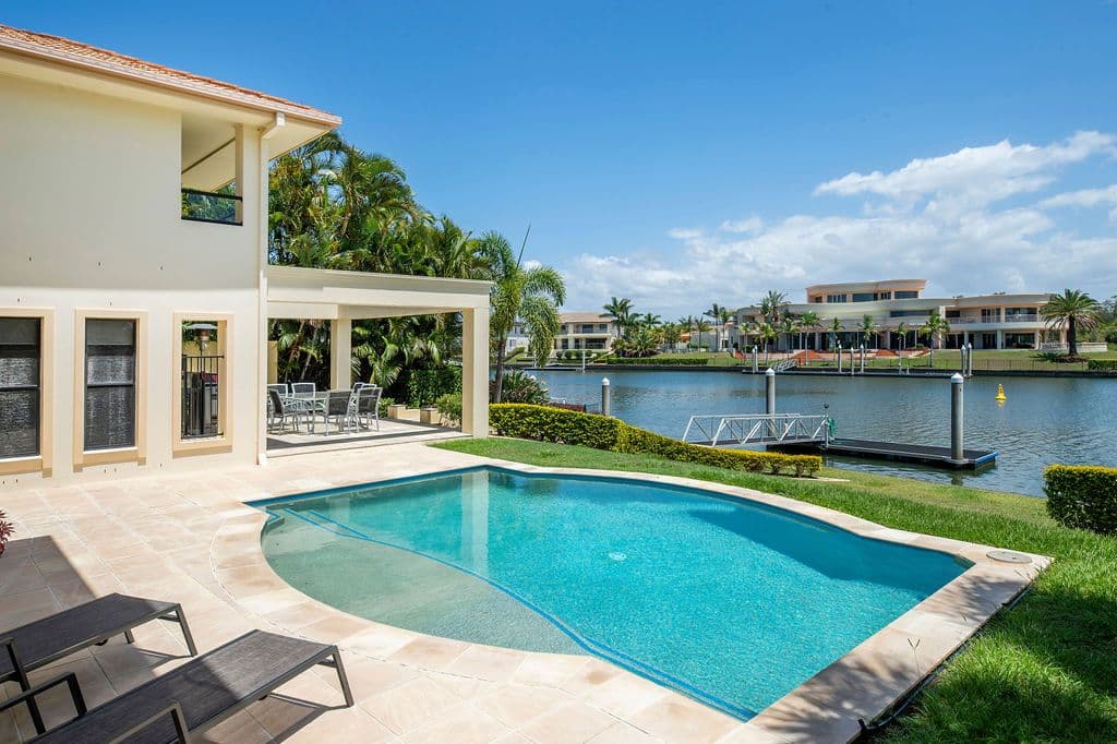 1673 Riverdale Drive, Hope Island QLD 4212, Hope Island - Thumbnail 2