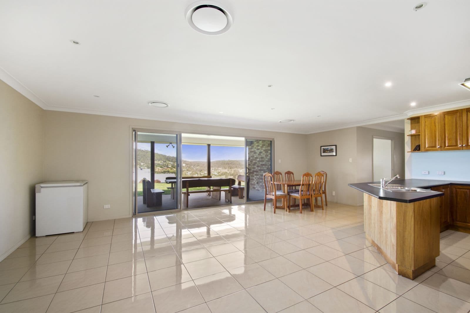 20 Kingston Road, Hodgson Vale QLD 4352, Hodgson Vale - Thumbnail 4