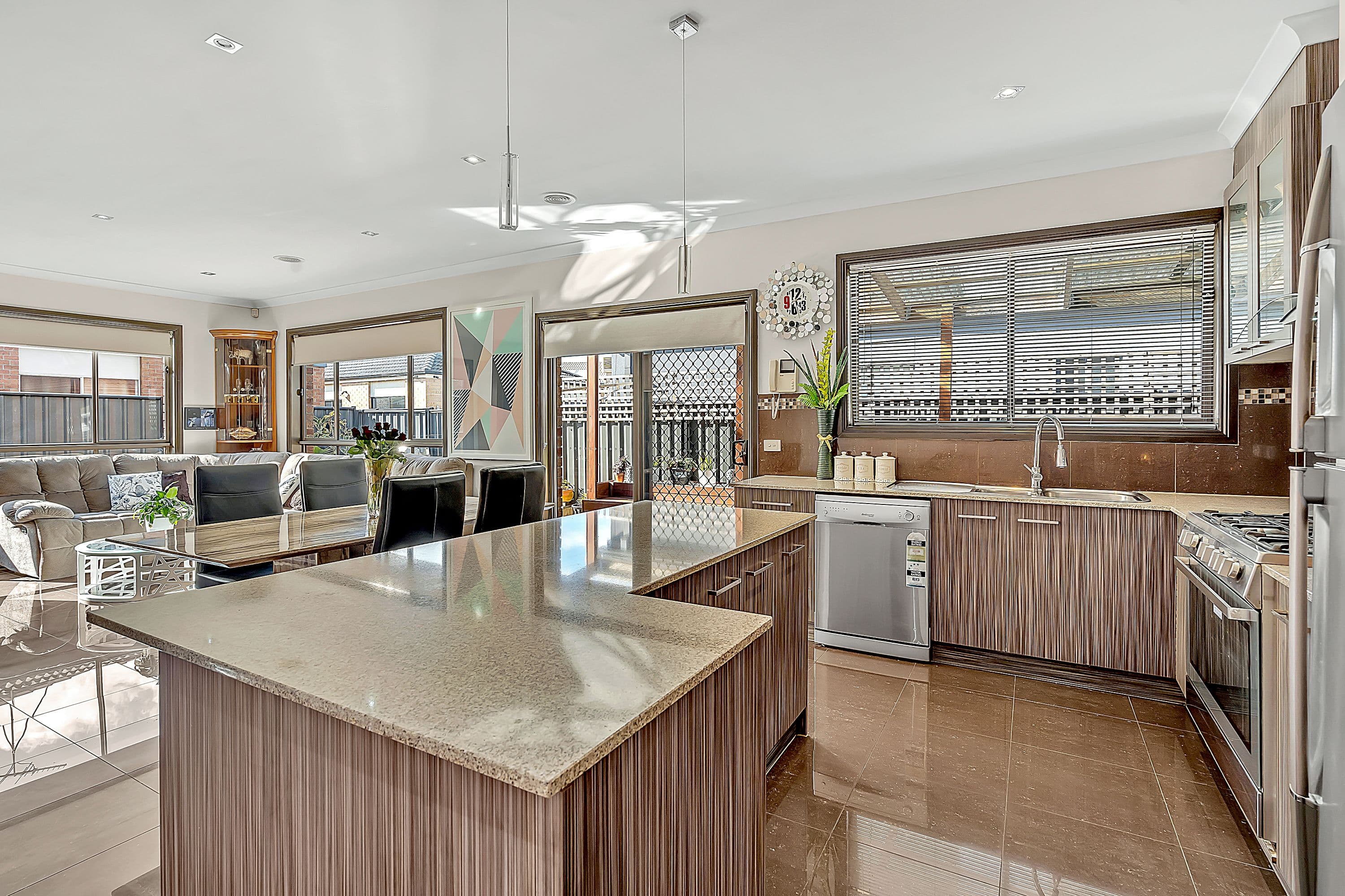 28 Somersby Road, Craigieburn VIC 3064, Craigieburn - Thumbnail 7
