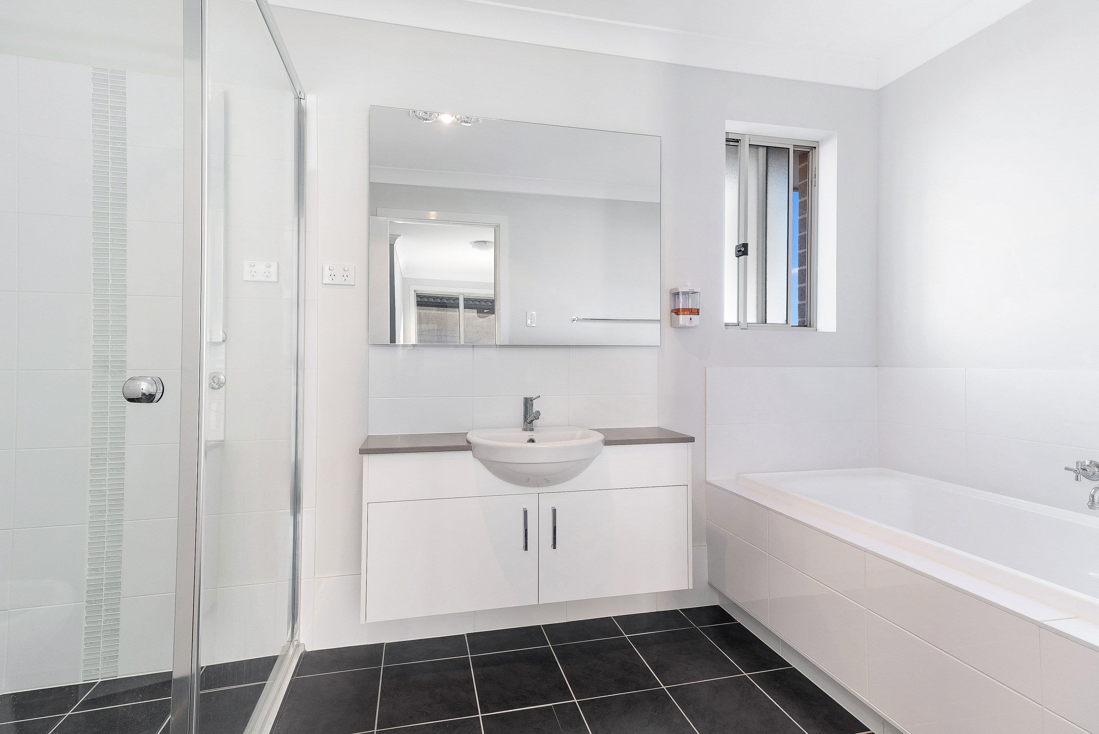 181 Hezlett Road, NORTH KELLYVILLE NSW 2155, North Kellyville - Thumbnail 7