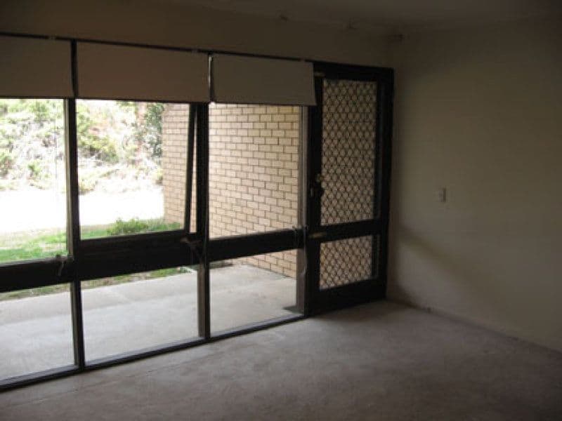 1/6 Corinna Street, Lyons ACT 2606, Lyons - Thumbnail 2
