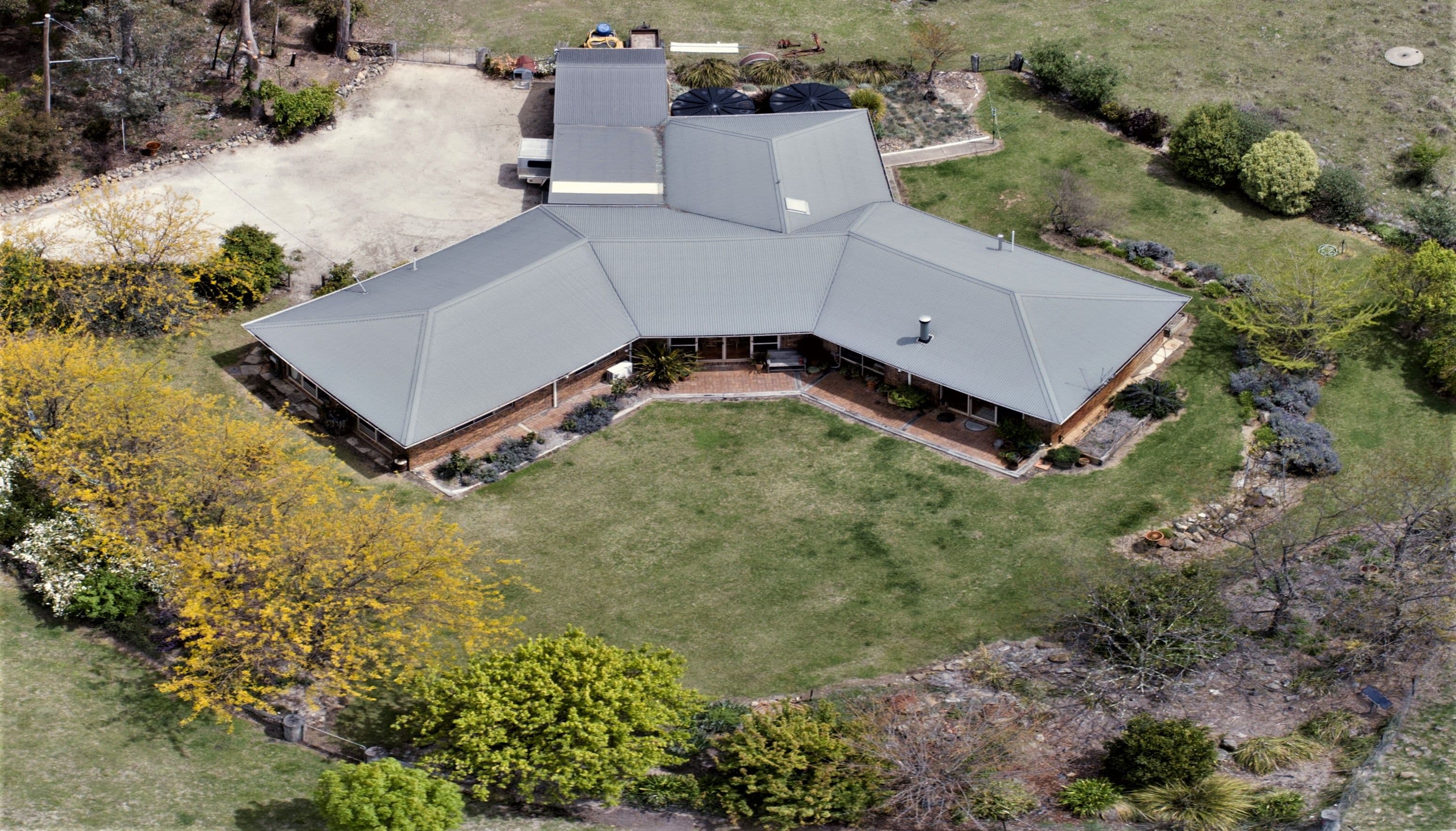 8 McGauran Lane, Glen Innes NSW 2370, Glen Innes - Thumbnail 2
