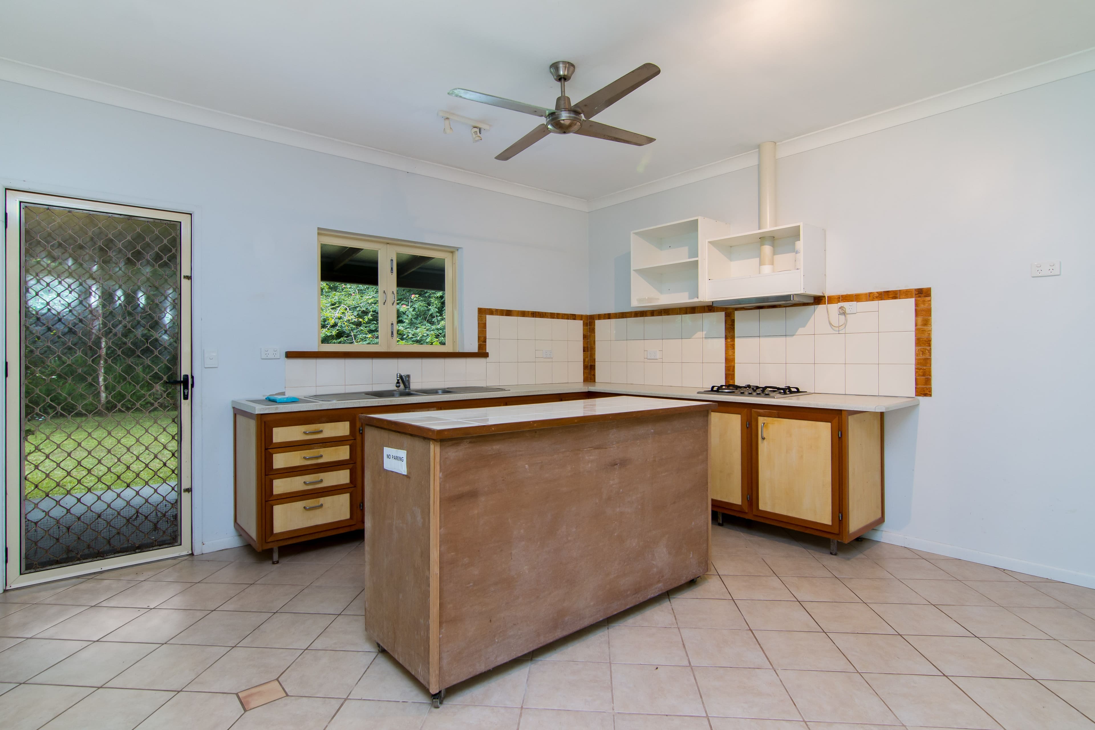 2 Coconut Grove, Kuranda QLD 4881, Kuranda - Thumbnail 5